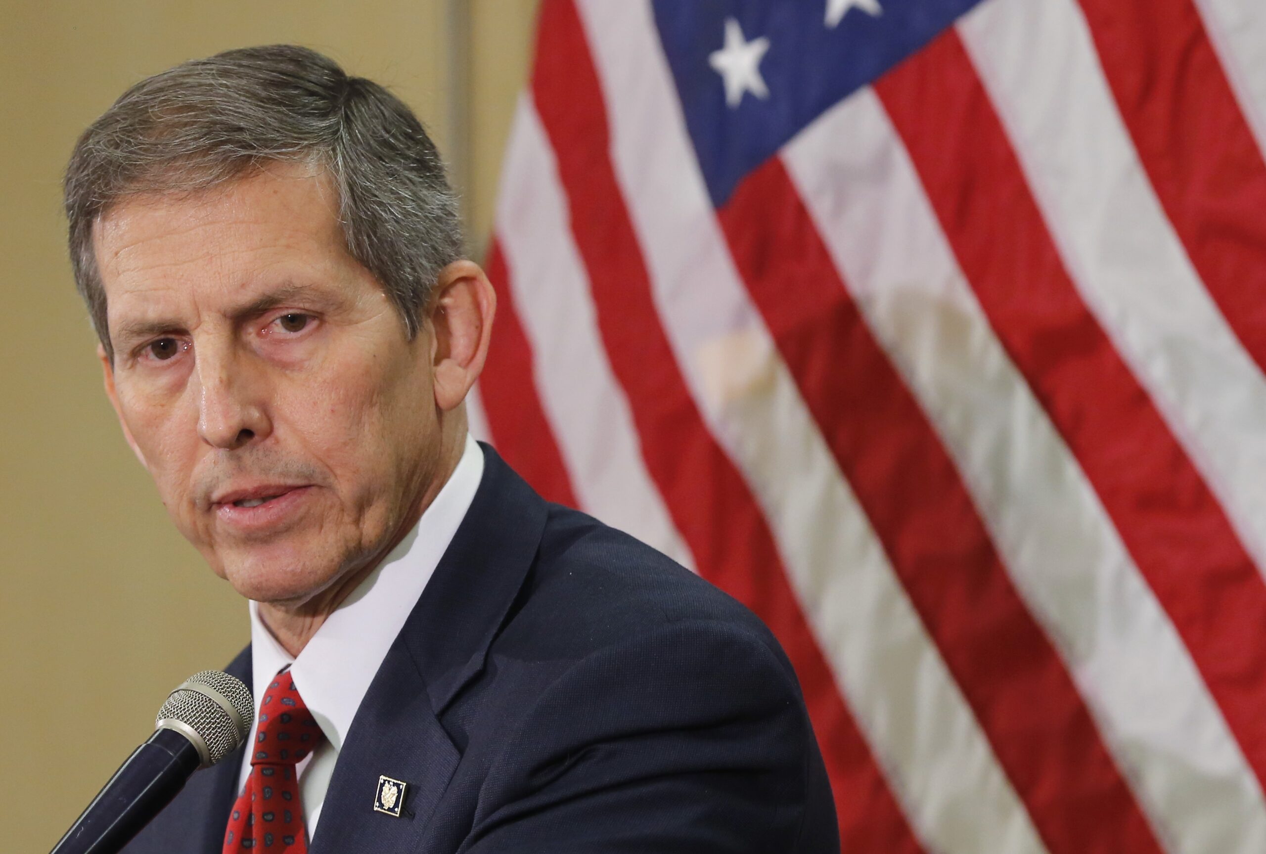 VA chief: 18 vets left off waiting list have died