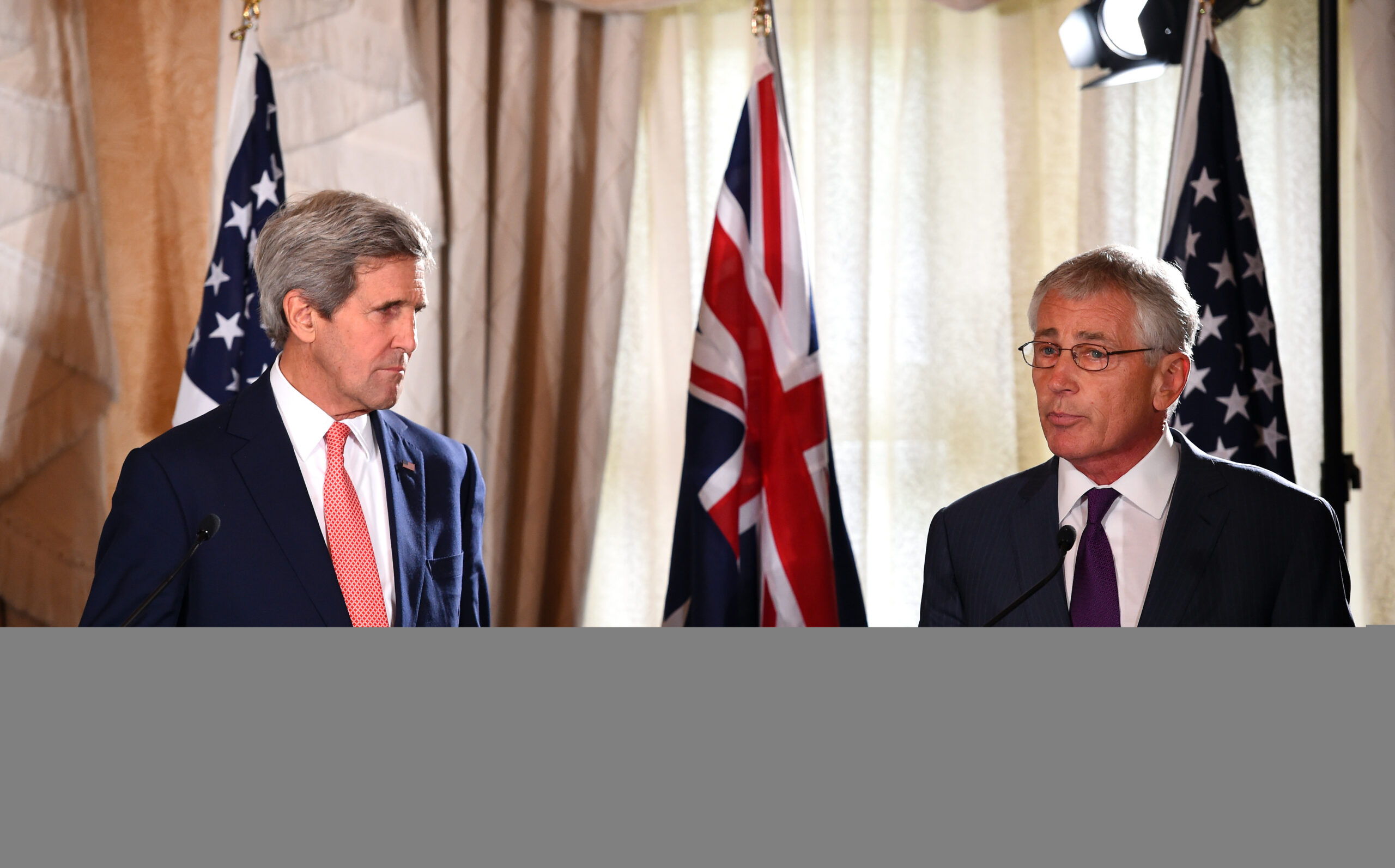 No easy scapegoat for Obama on foreign policy