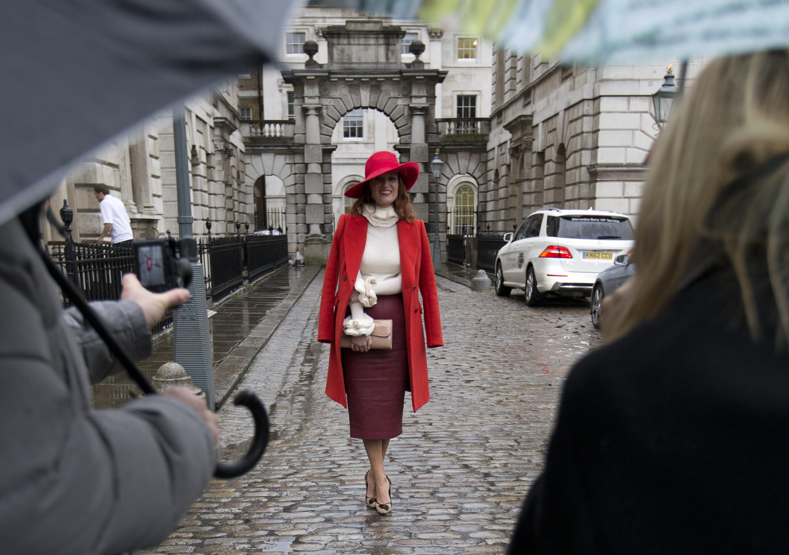 Street stylists steal scene at London Fashion Week