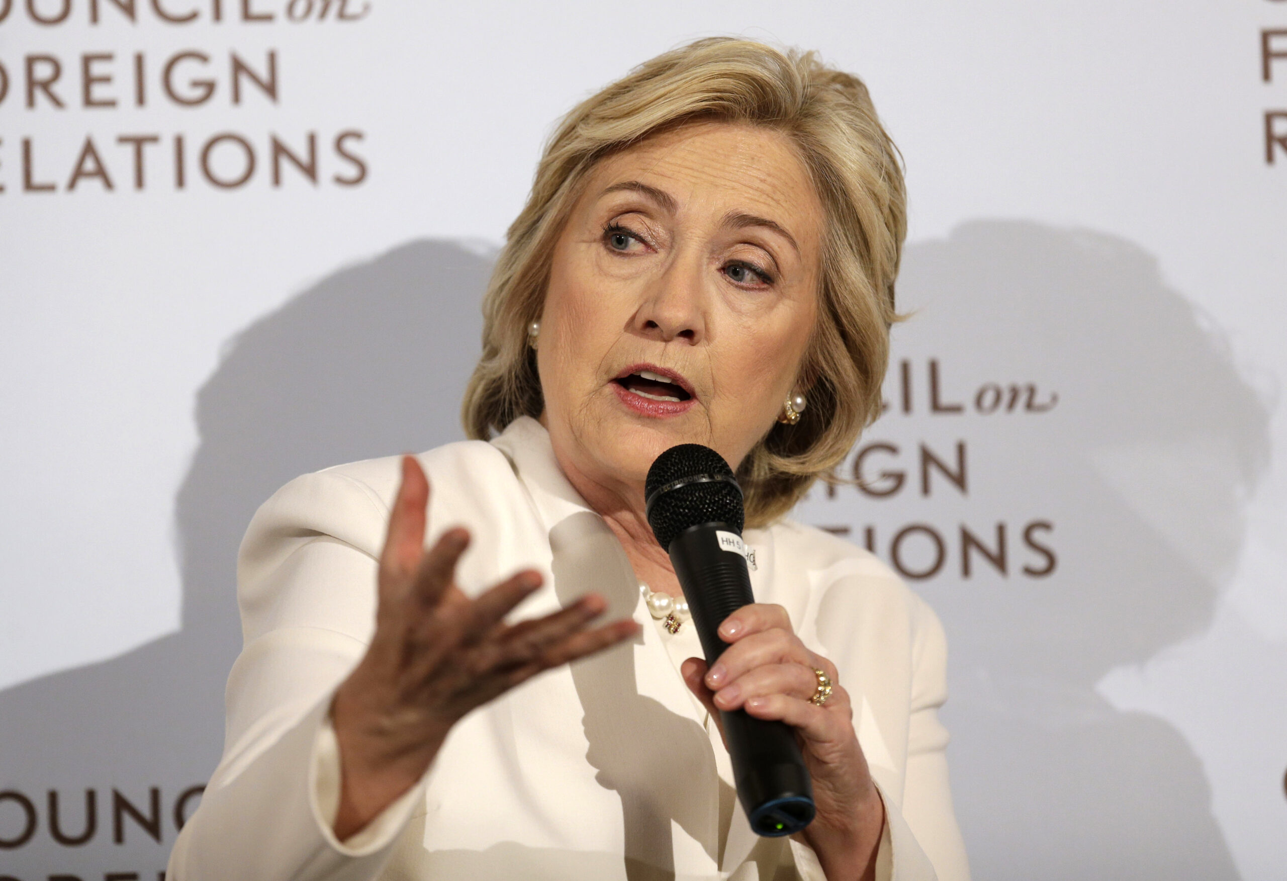 Clinton: No troops in Syria even if ISIS attacks on U.S. soil
