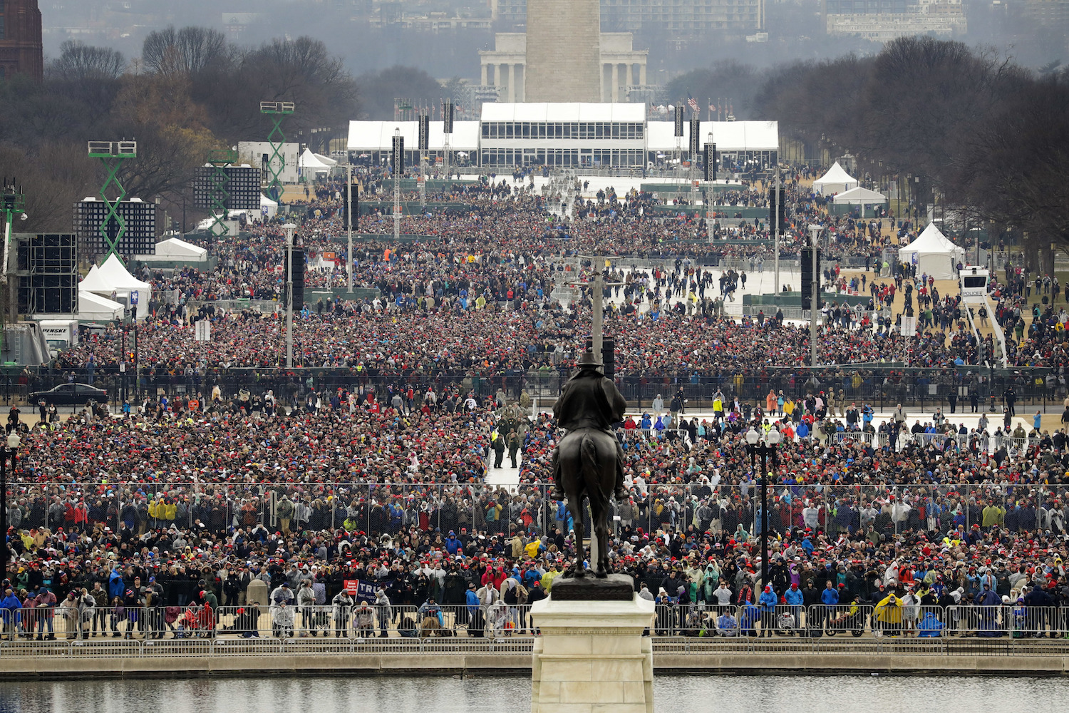 Park service snipes at Trump via Twitter