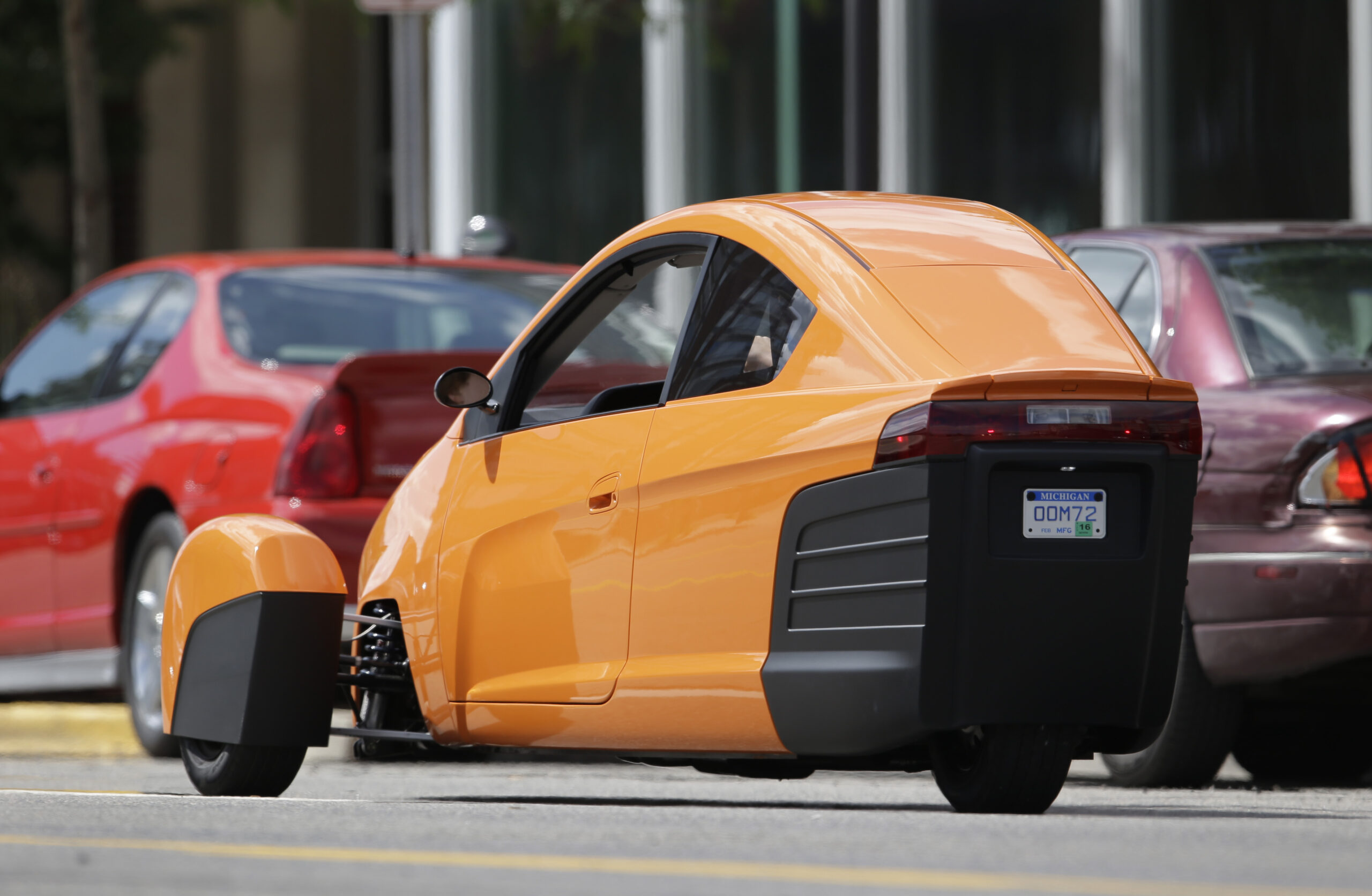 Three-wheeled Elio gets closer to going on sale