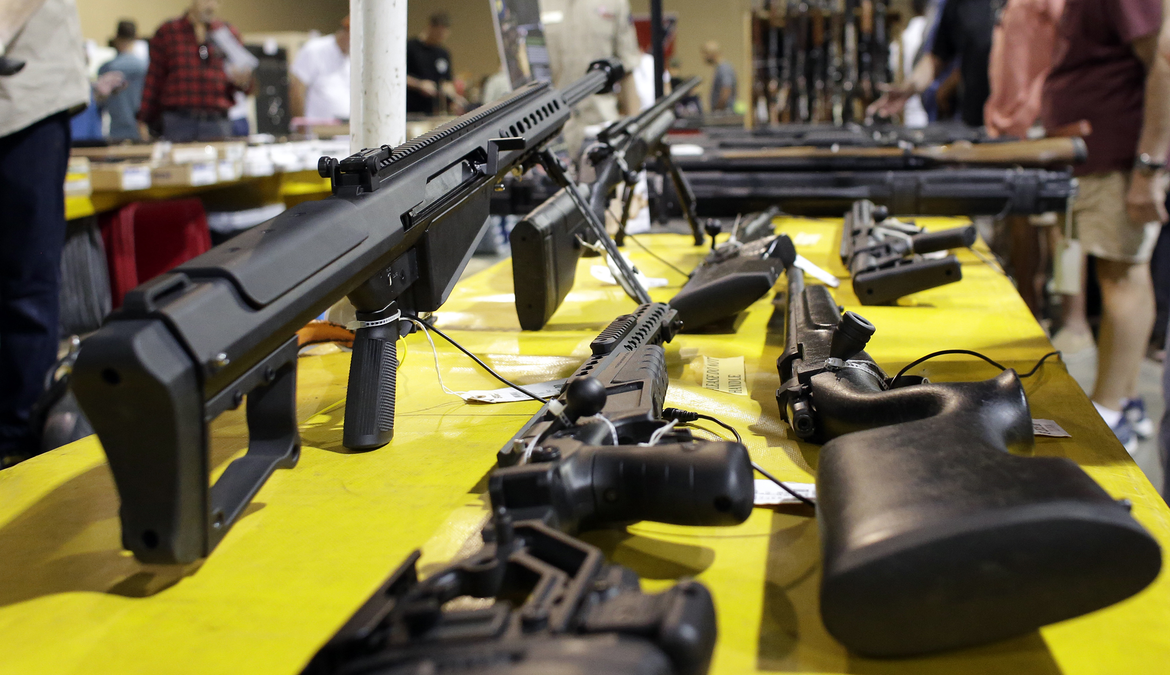 US approves sale of lethal defensive weapons to Ukraine