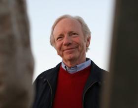 Lieberman Urges Obama to Speak with Greater Clarity on Iran