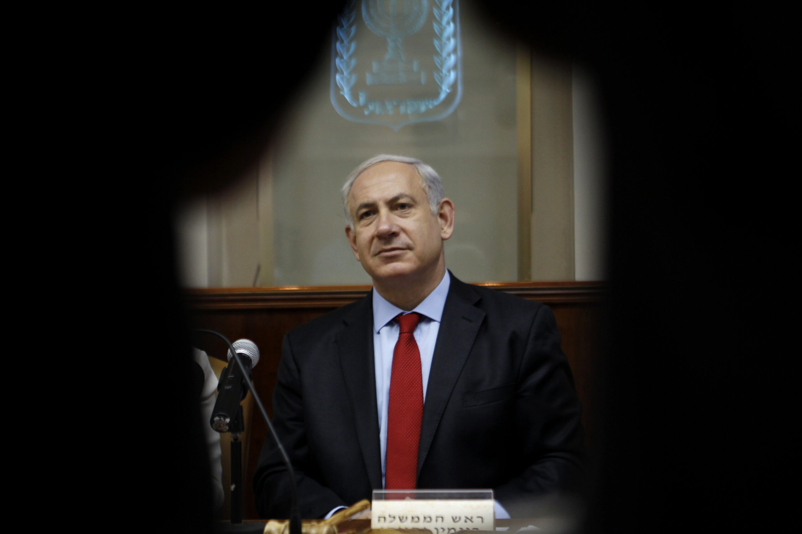 Israeli, Palestinian negotiators quietly meet