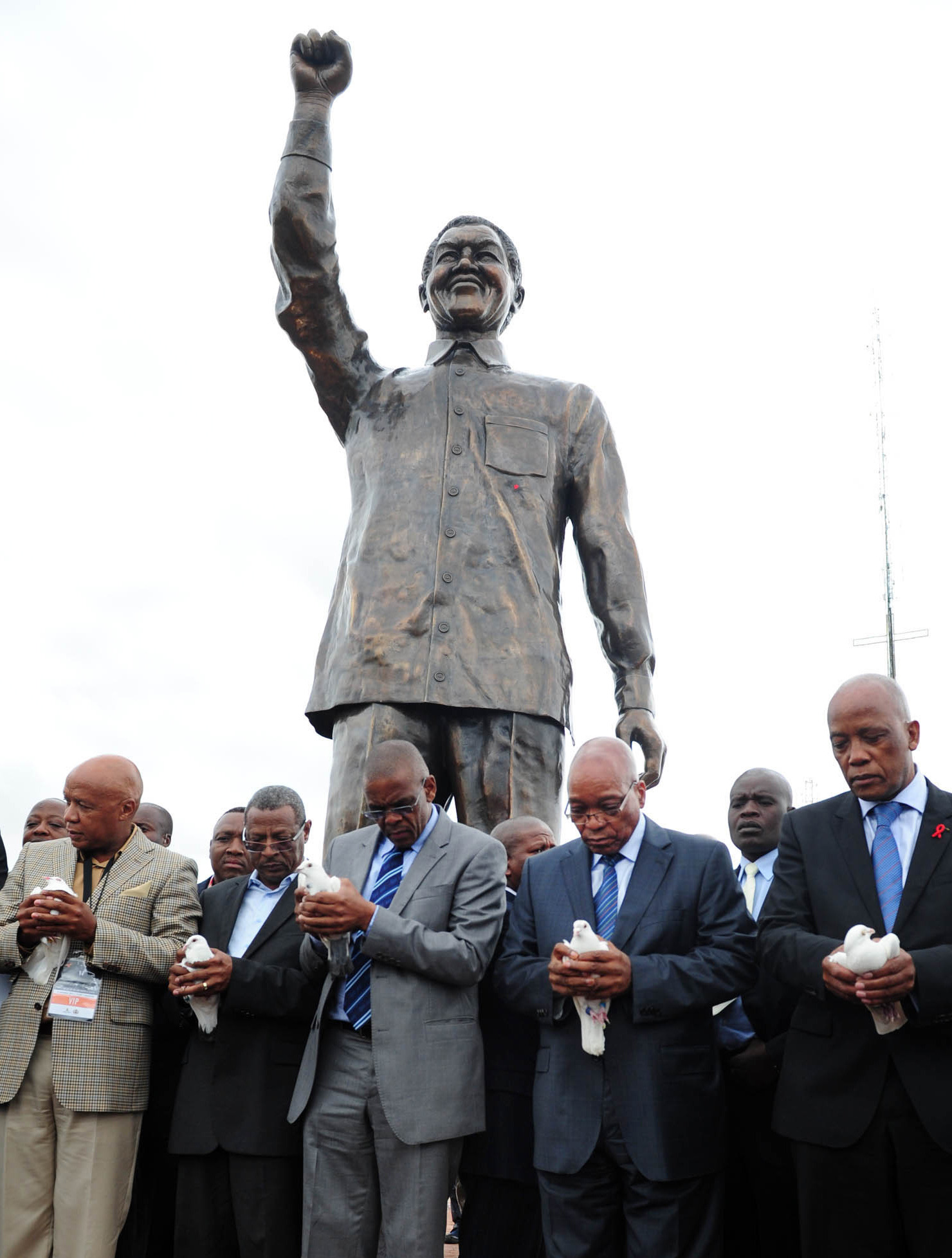 Confusion rises over Nelson Mandela’s location