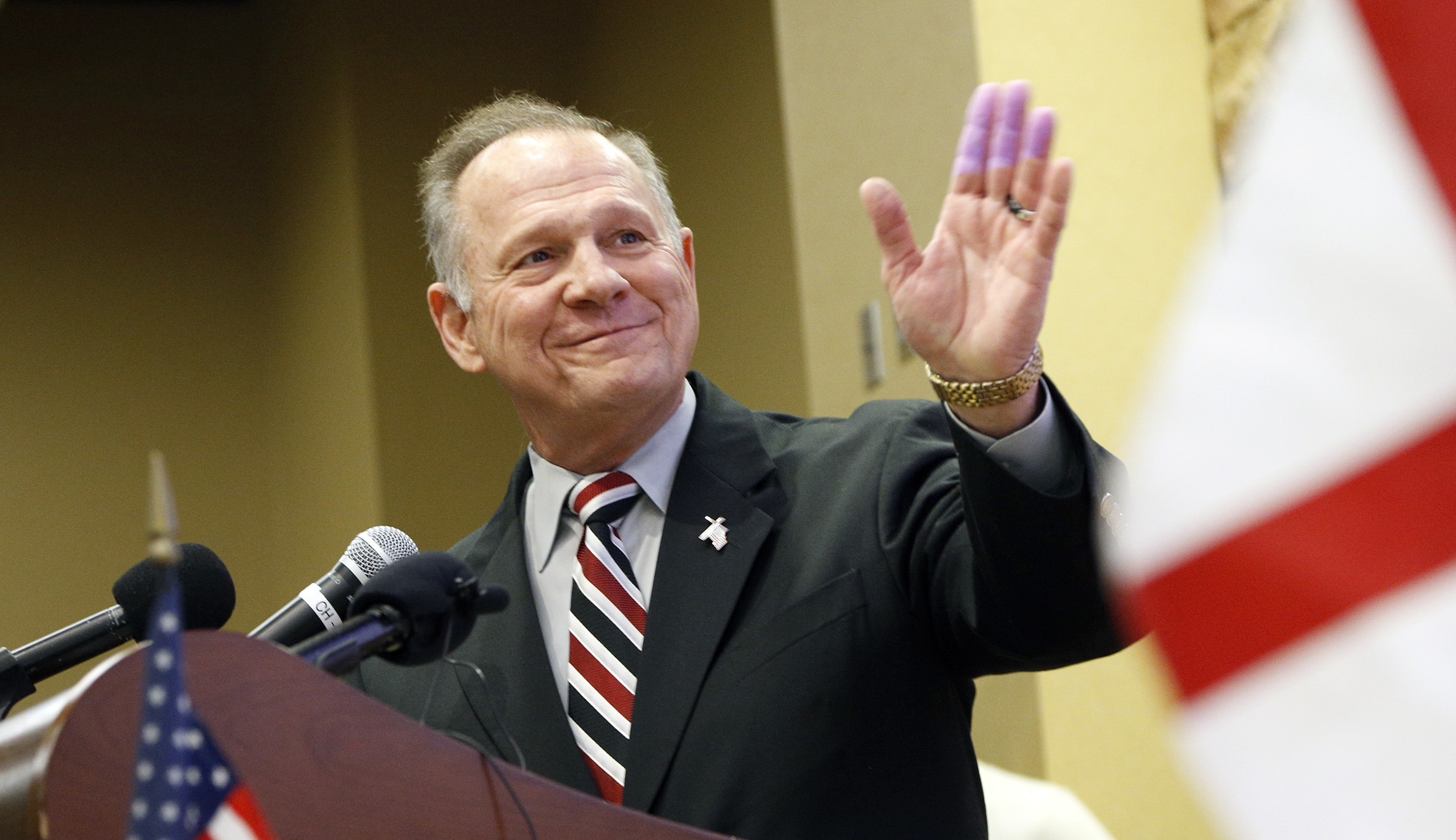 Women respond to Roy Moore allegations by sharing photos of themselves with #MeAt14
