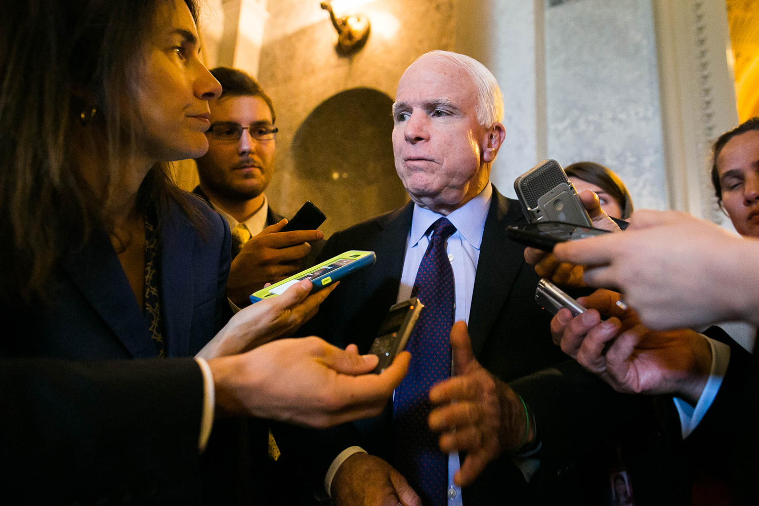 McCain slams Trump, Clinton on terrorism