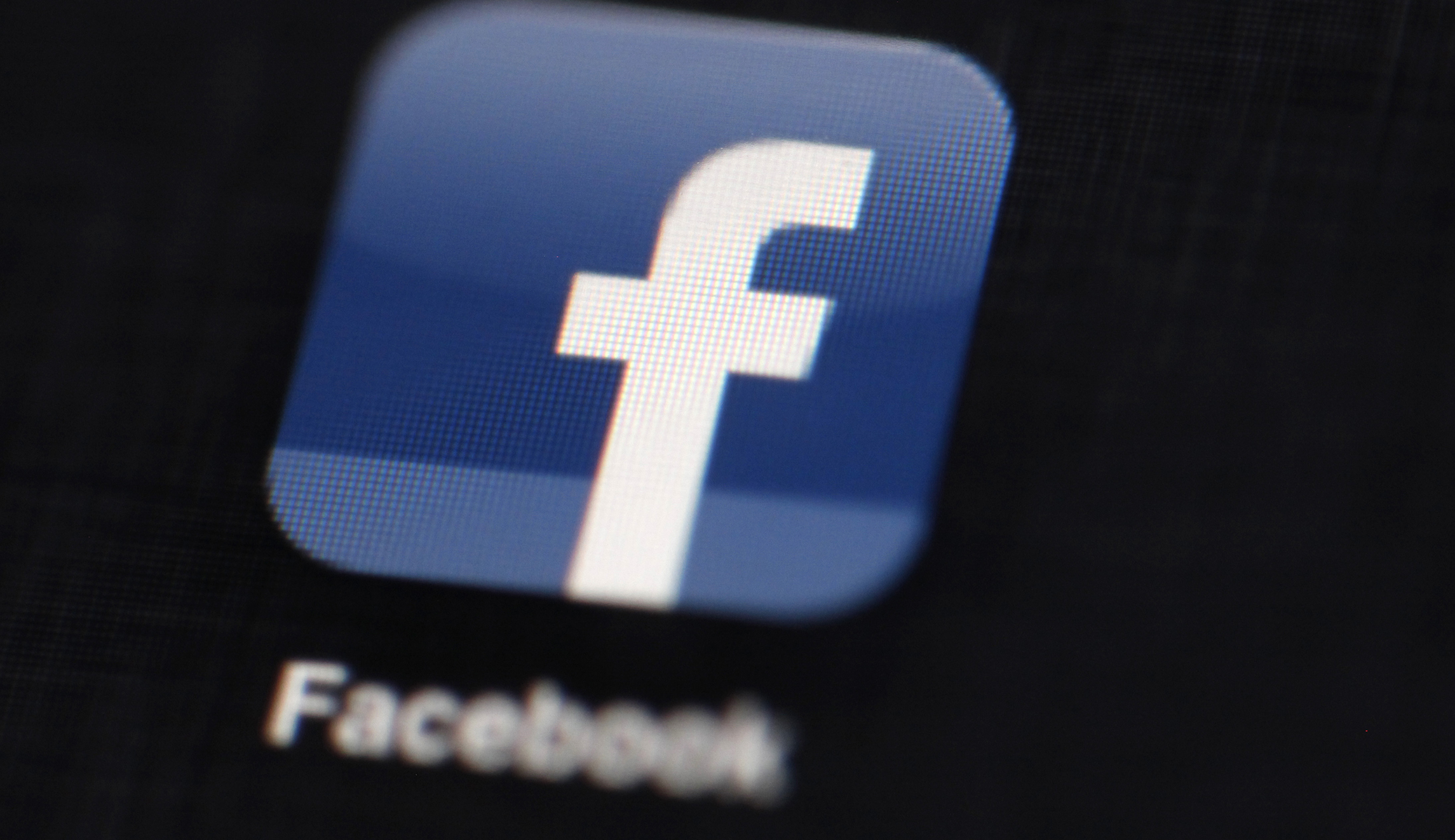 Facebook rolls out new rules to boost transparency of election ads