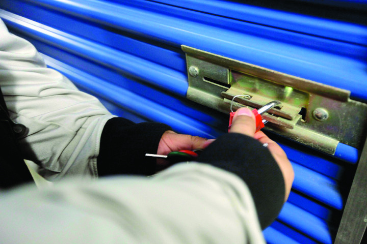 ‘Storage Wars:’ The LiLo edition?