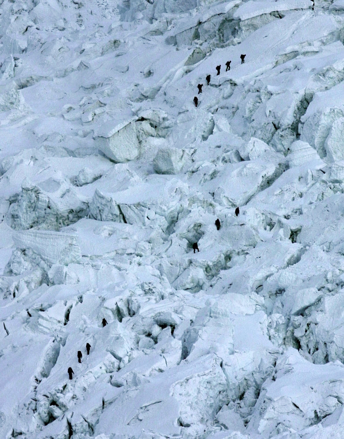 Fearing the Icefall: On Everest, dangers are clear