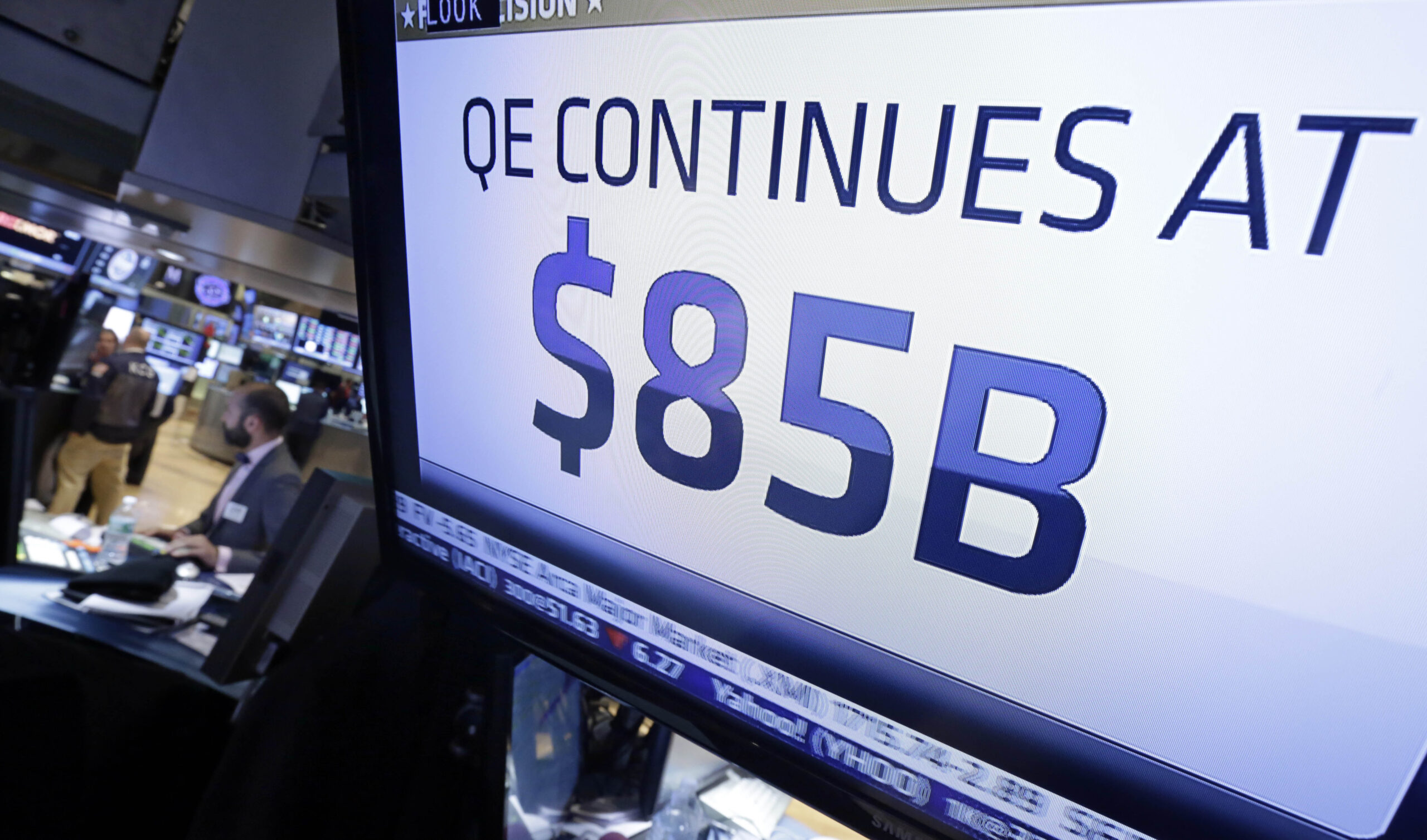 Fed leaves low interest-rate policies unchanged