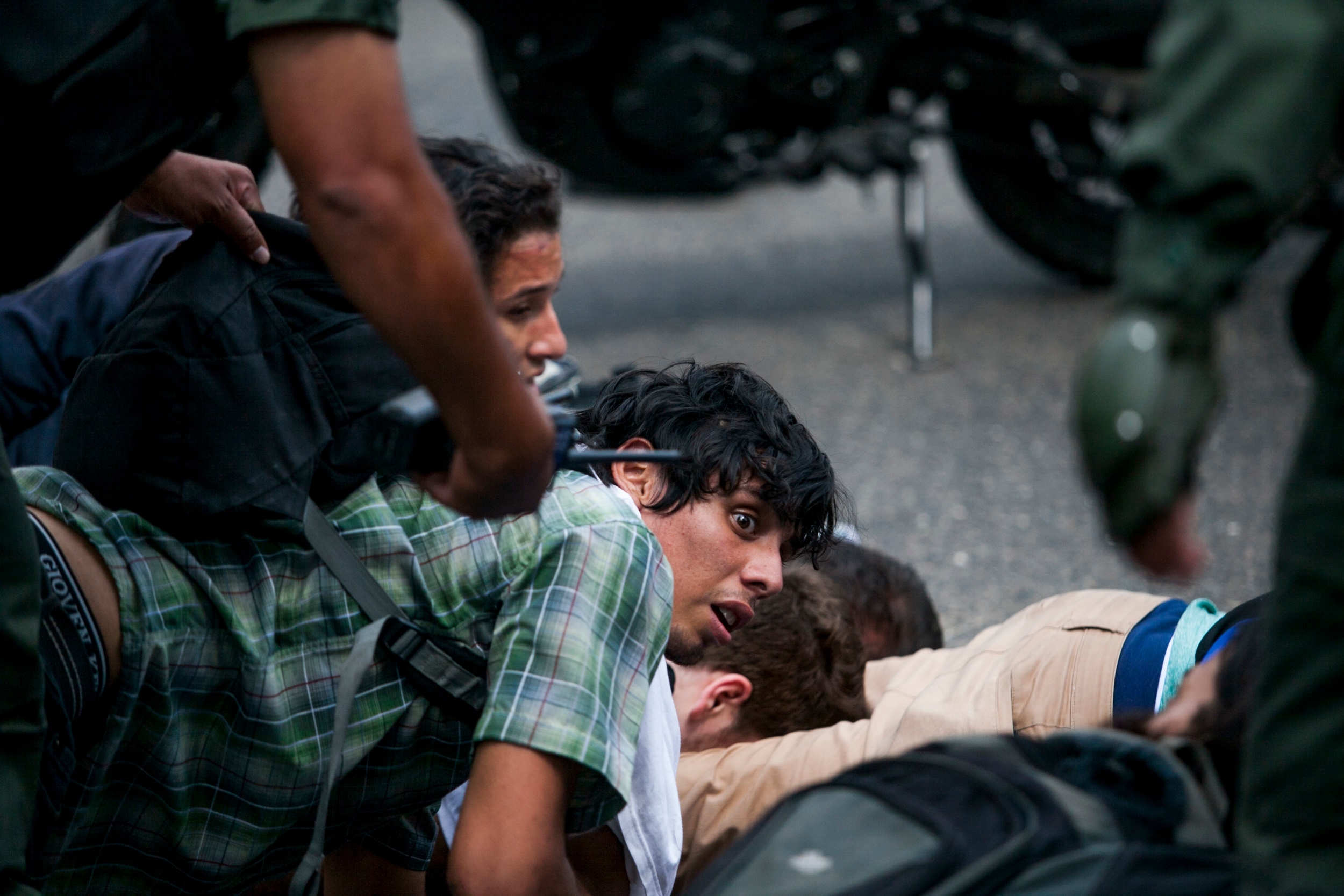 Venezuela protests heat up amid opposition rift