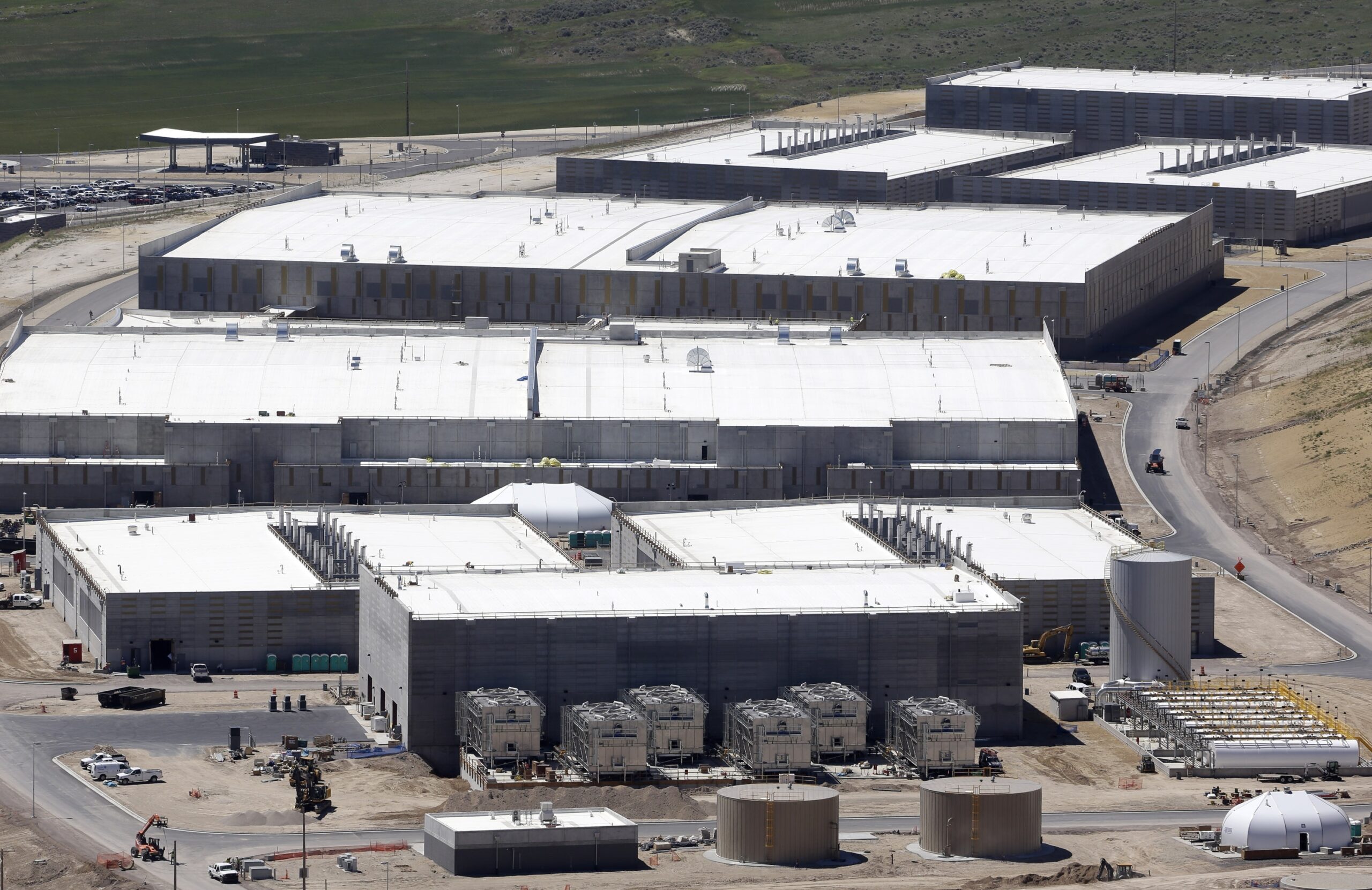 The NSA machine: Too big for anyone to understand