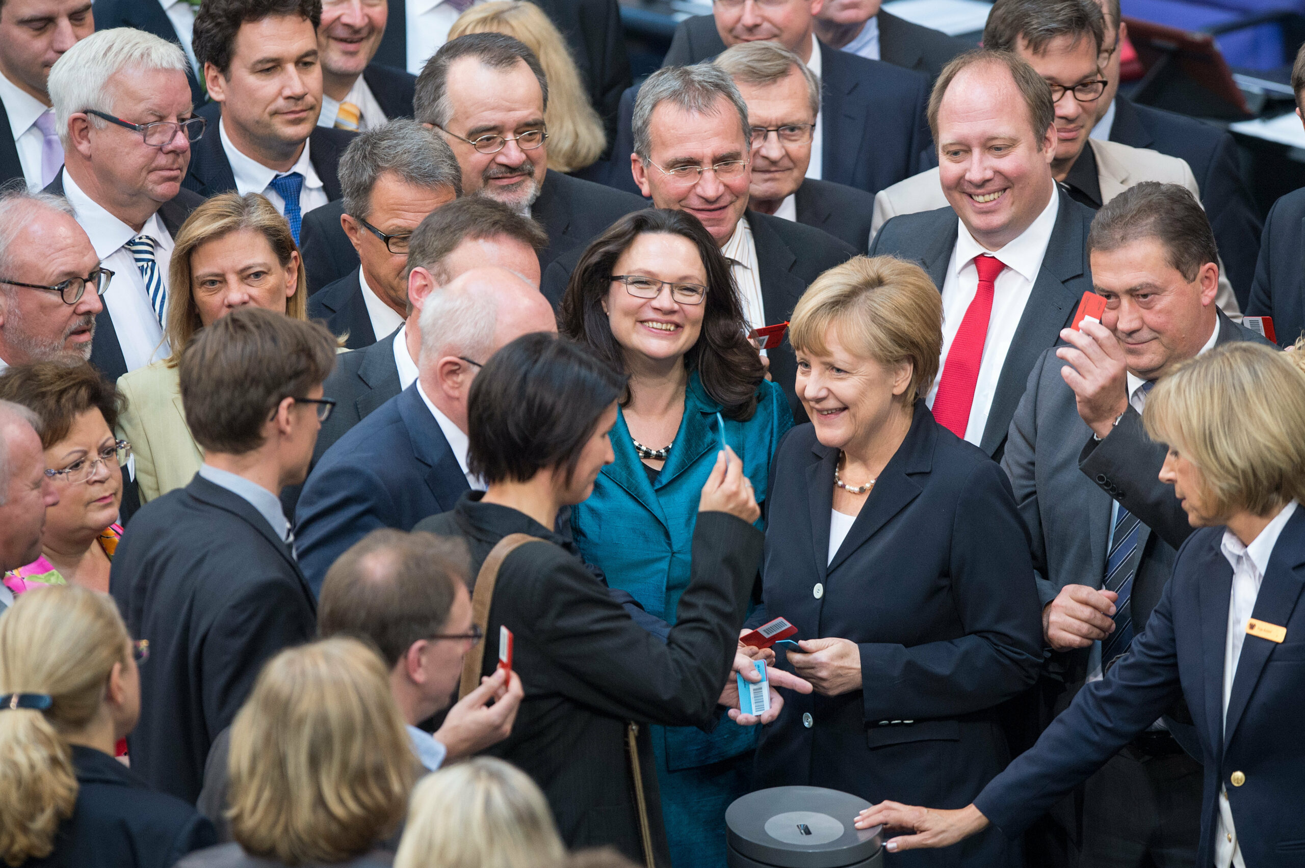 German Parliament OKs national minimum wage
