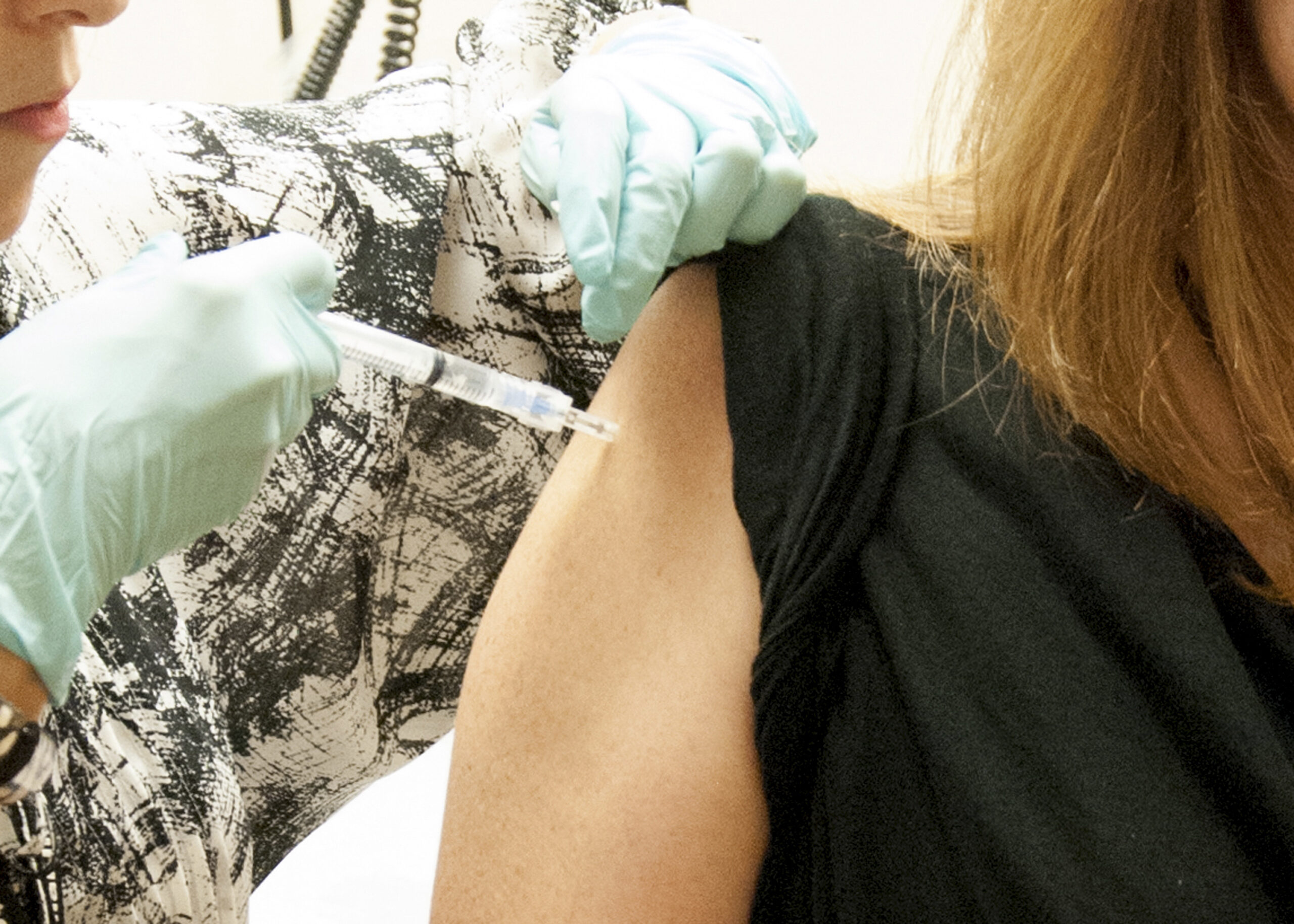 Could the blood of Ebola survivors help patients?