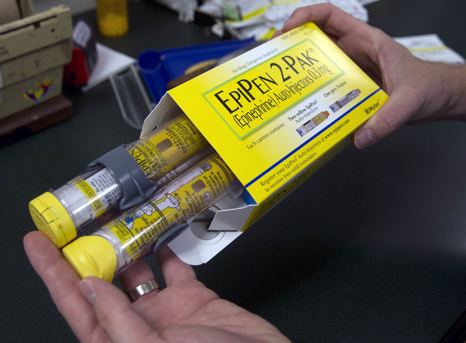 Mylan CEO stresses market-based solution to drug pricing