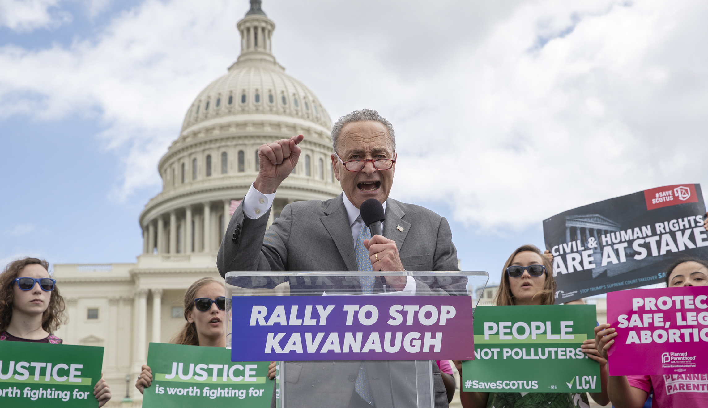 Three weeks before Election Day, Democrats bare their fangs