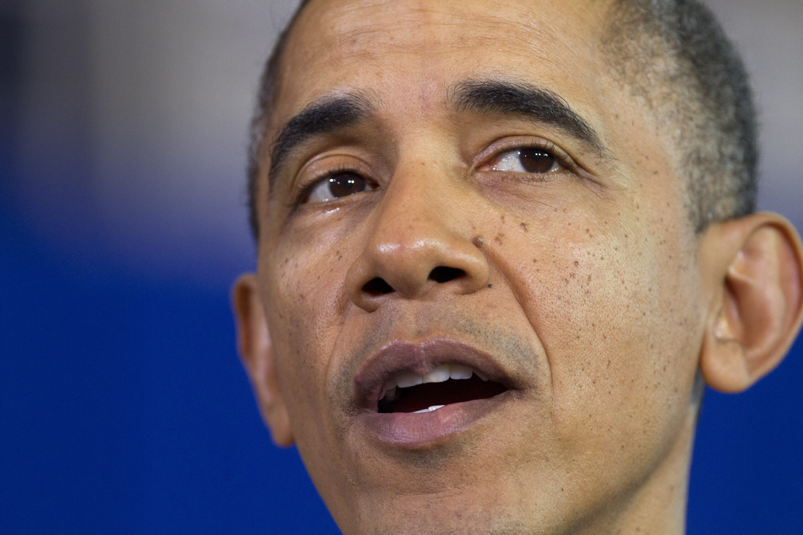 Obama calls for passage of Employment Non-Discrimination Act