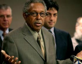 Supreme Court Strikes Down Chicago Handgun Ban, Affirms Individual Gun Rights Nationwide