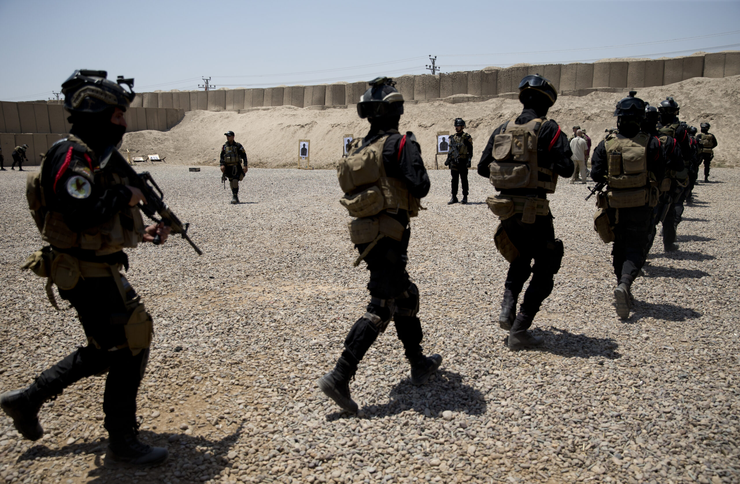 Experts: Time to step up U.S. combat role against ISIS