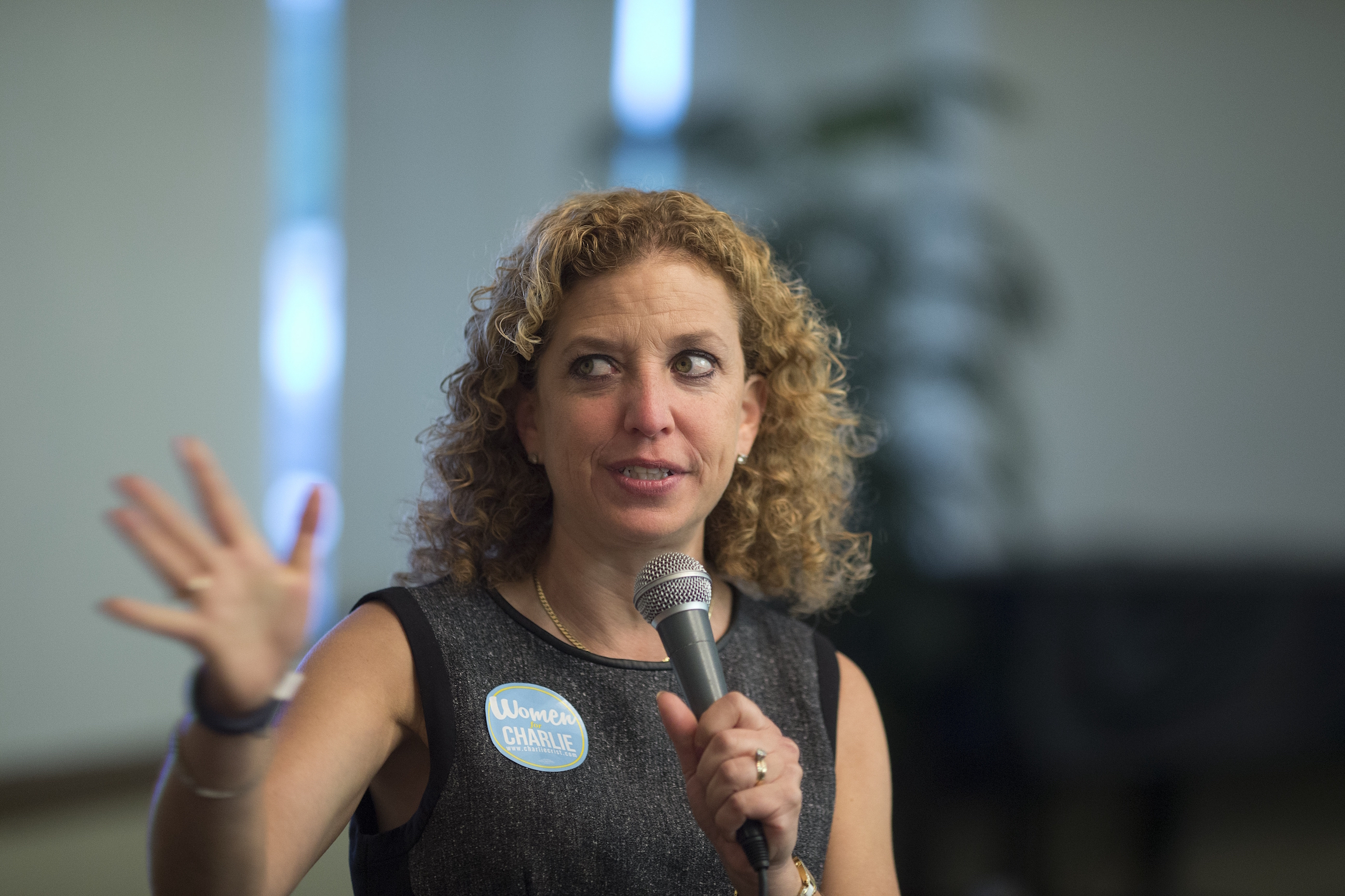 Three other times Debbie Wasserman Schultz should have resigned