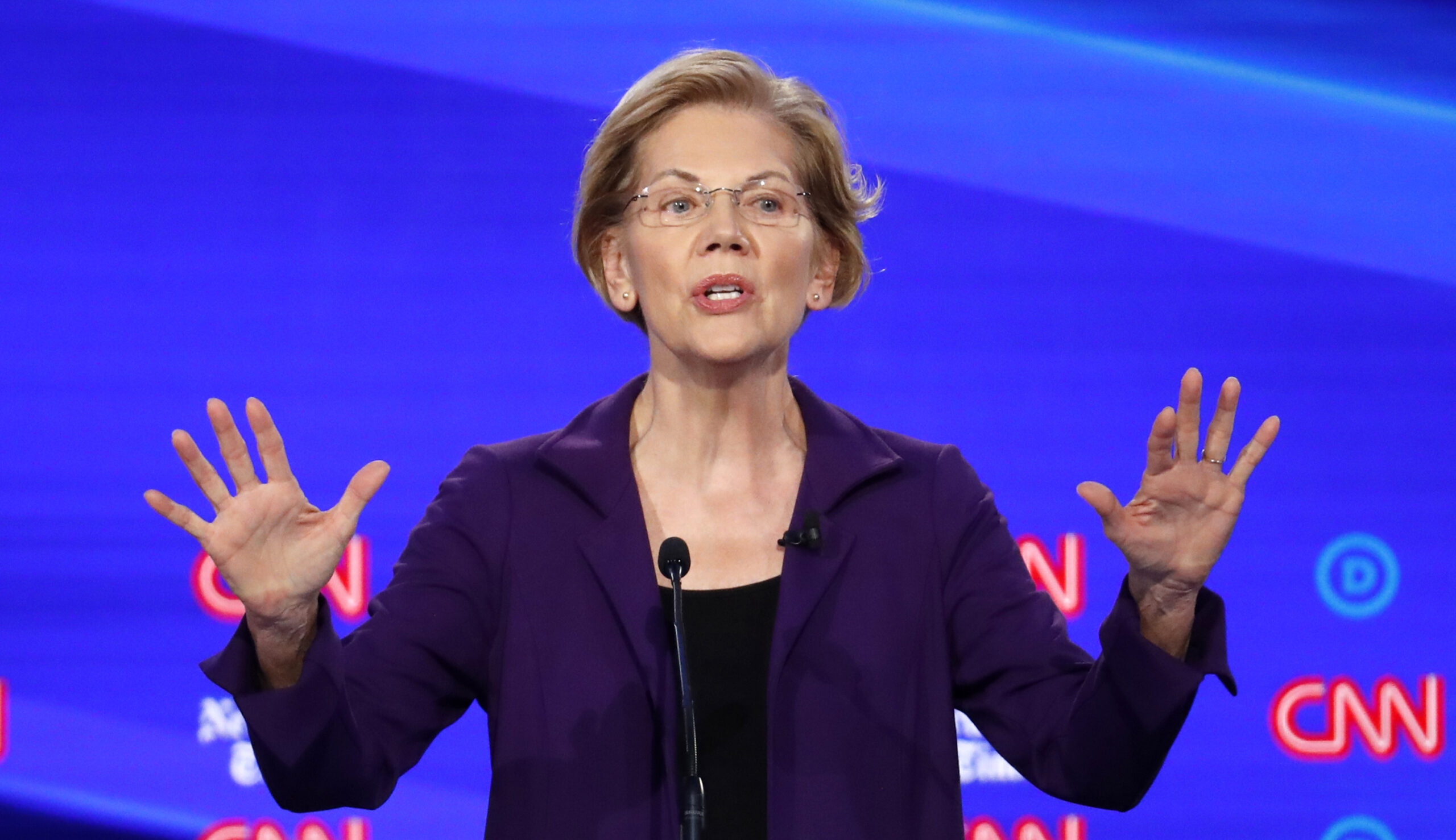 Elizabeth Warren threatens Israel with aid cutoff but slammed Trump for cutting off aid to Palestinians