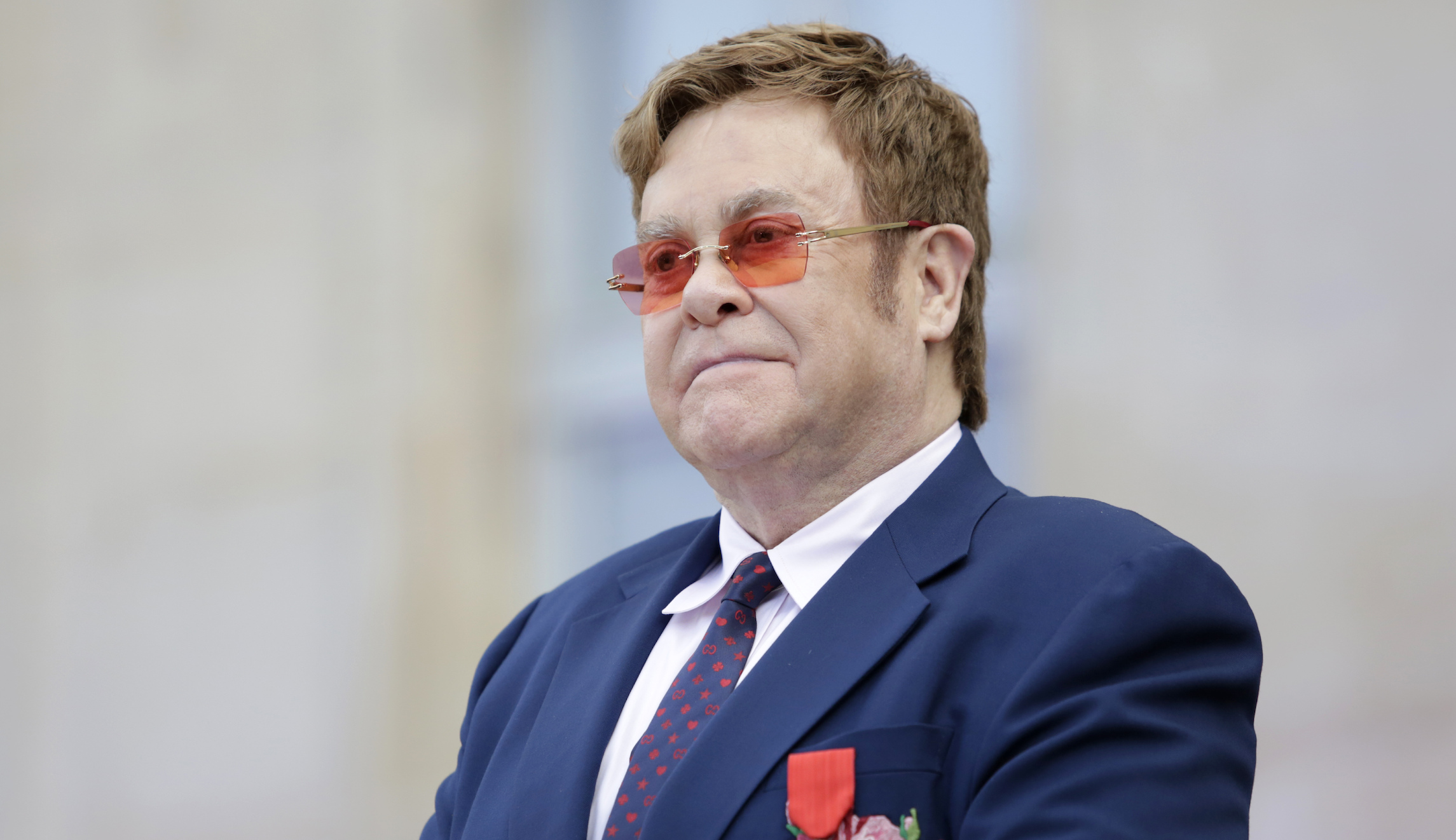 Singer Elton John recovering after brief hospital stay