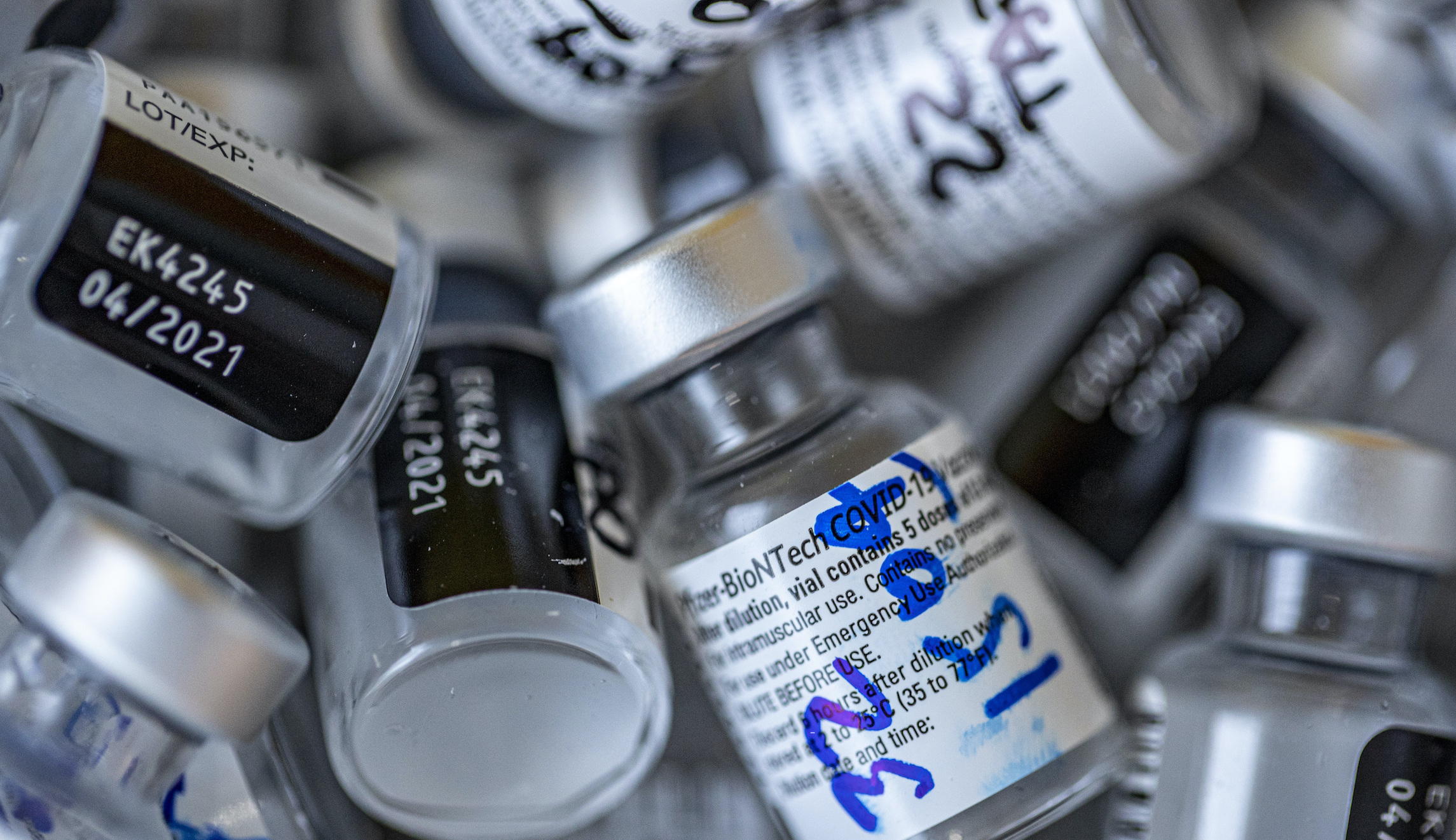 Norway finds no direct link between elderly deaths and coronavirus shots