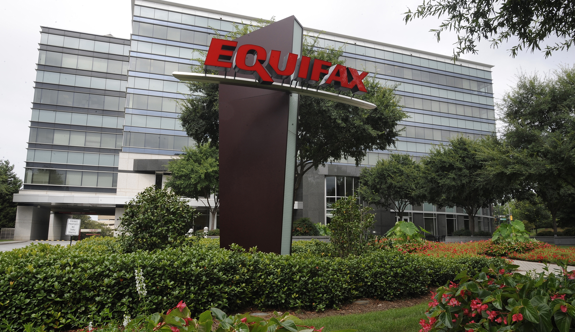 Equifax names new tech chief after government scrutiny of huge hack