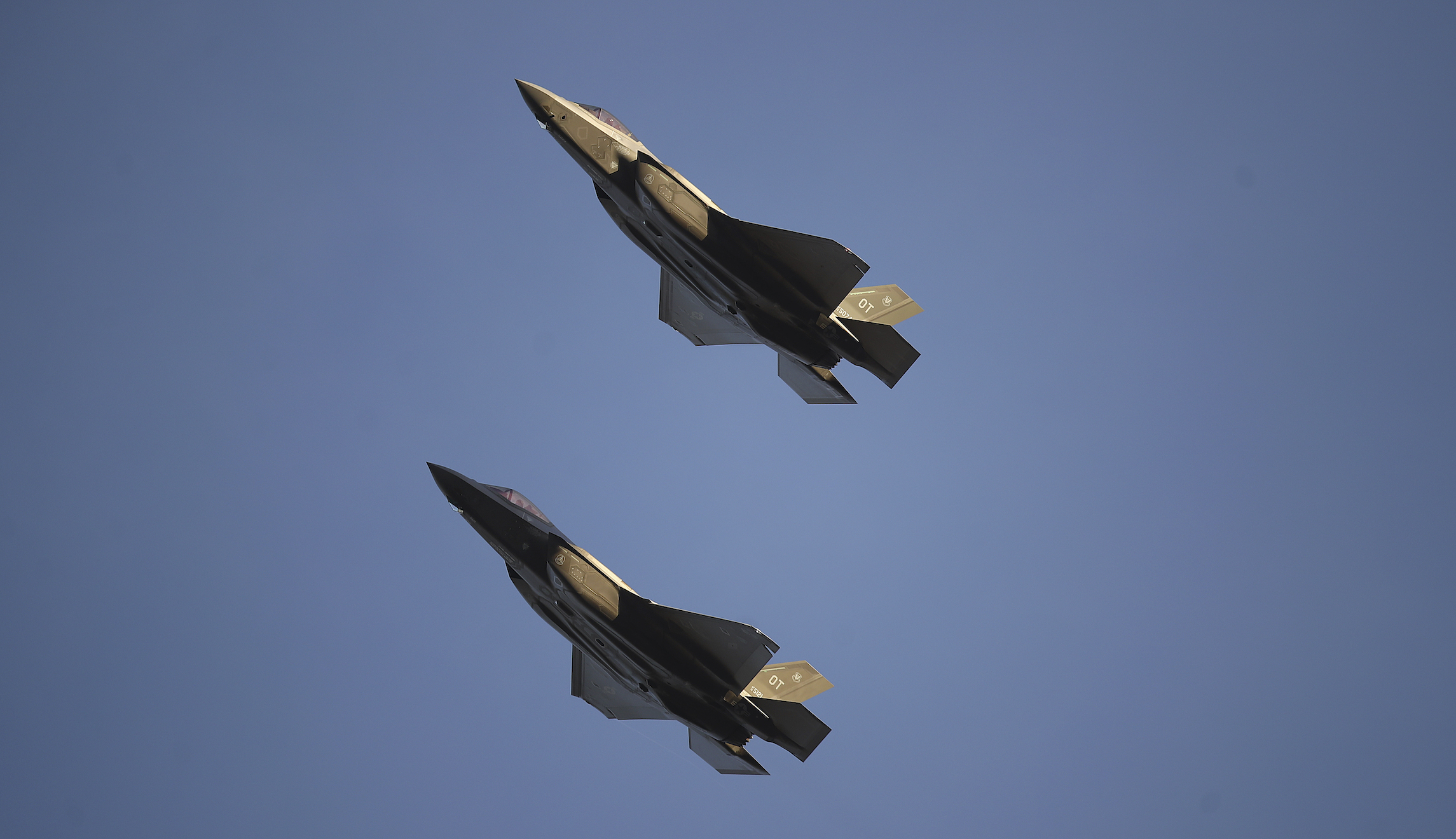 Senators ask why the military bombed ‘a bunch of terrorists hiding in the bushes’ with super-expensive F-35