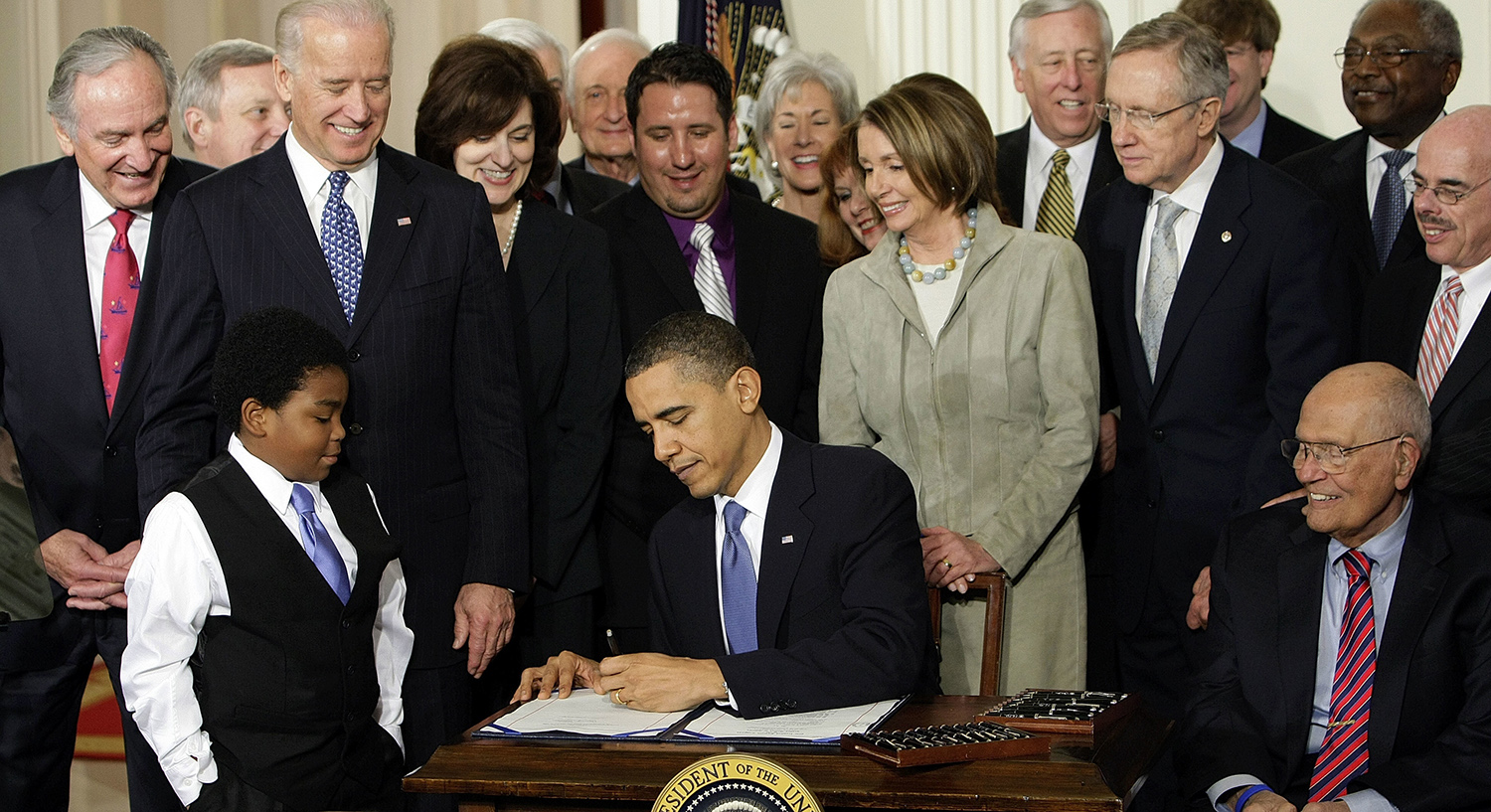 House Dems fight GOP Obamacare lawsuit