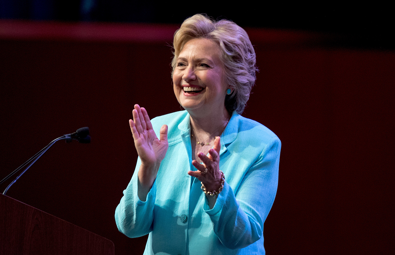 Former George W. Bush aide says she will vote for Clinton