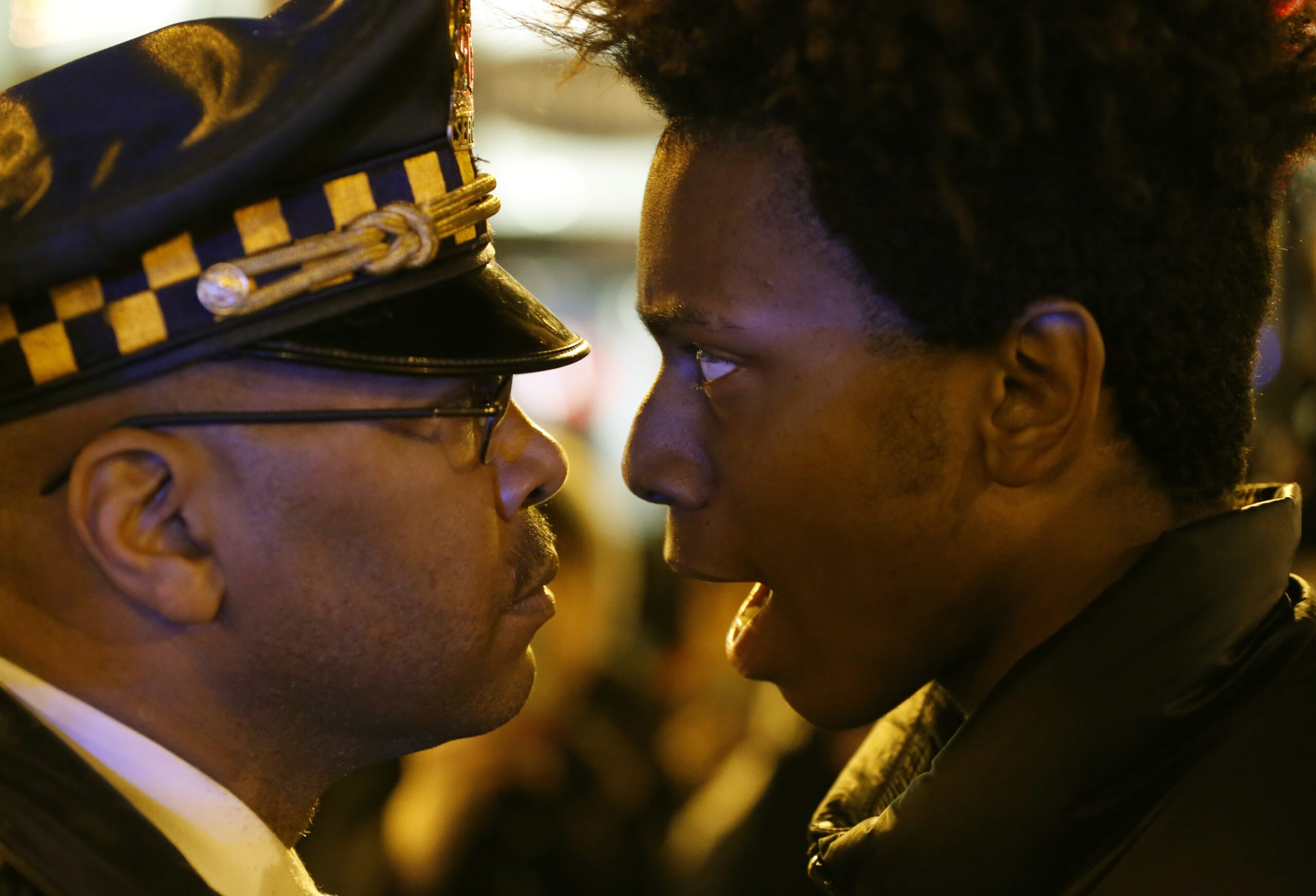 How the Chicago protests could roil the 2016 race