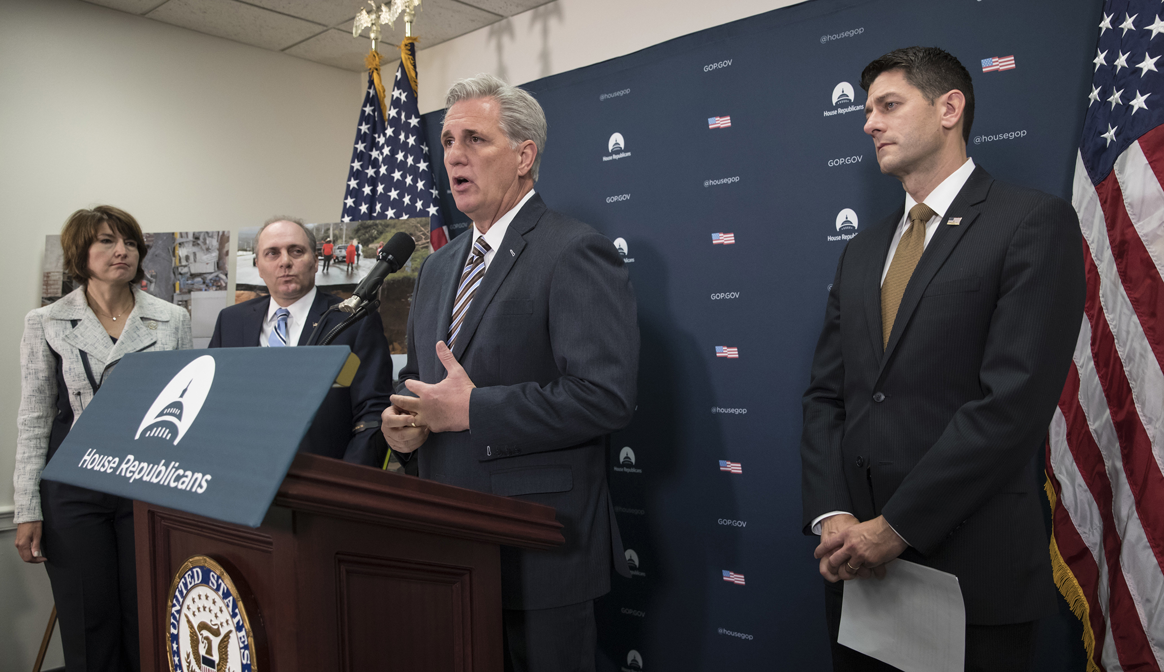 House to vote on Iran sanctions bill next week