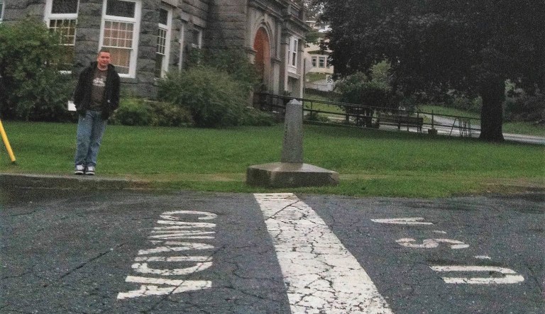 Video cameras caught two vehicles carrying seven Romanian citizens and four French citizens as they drove over the international border and hopped the sidewalk by the Haskell Free Library, which is located right on the boundary line. (Creative Commons photo)