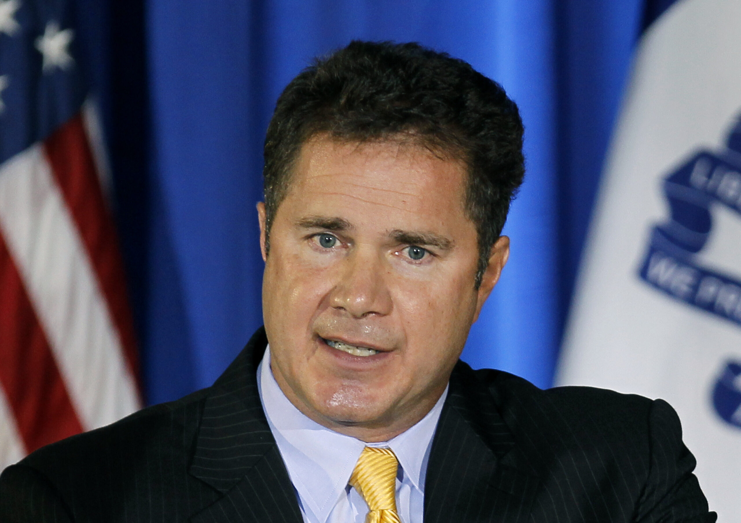Campaigning Dems careful not to overplay shutdown