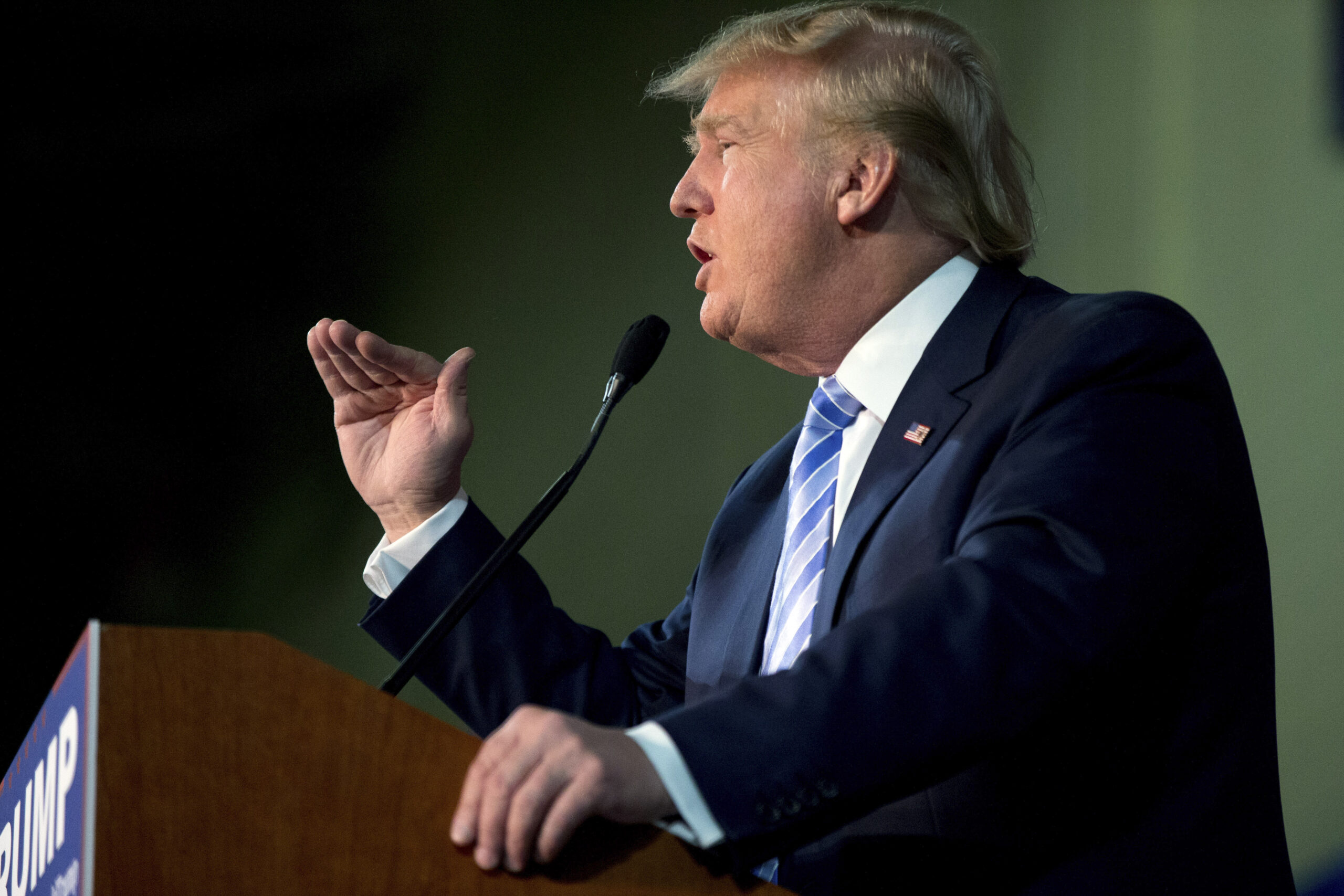 Trump says he could cut deals with Pelosi