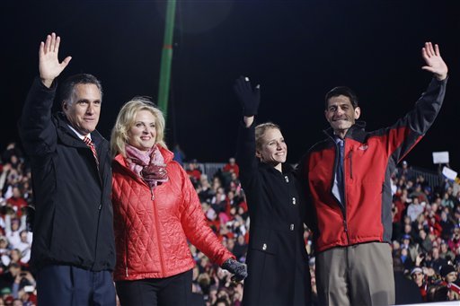 Romney closes big: ‘Love of country’ vs. ‘Revenge’