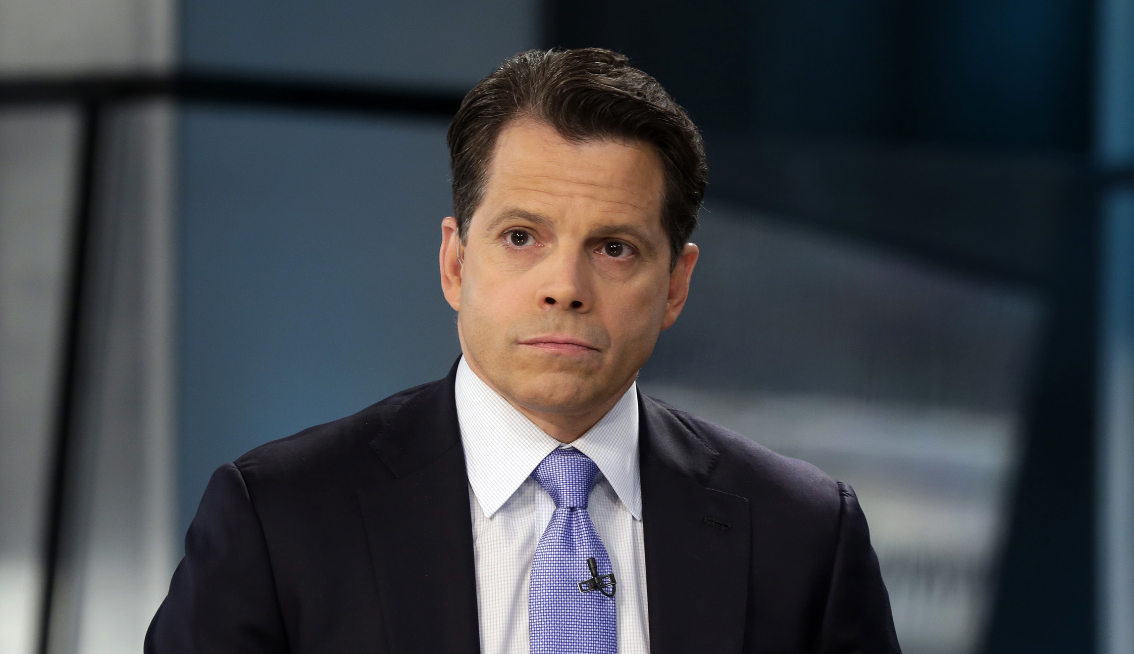 Scaramucci: Trump should take the hit and end shutdown