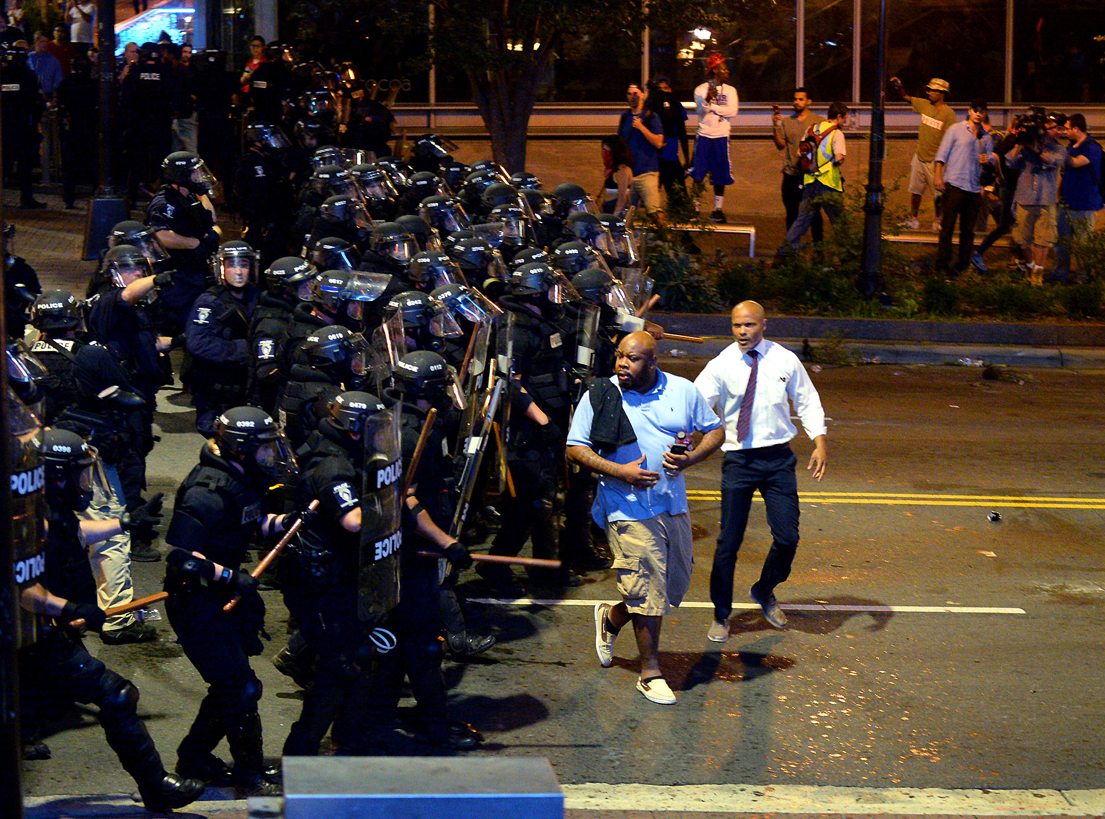 Man shot in Charlotte protests dies