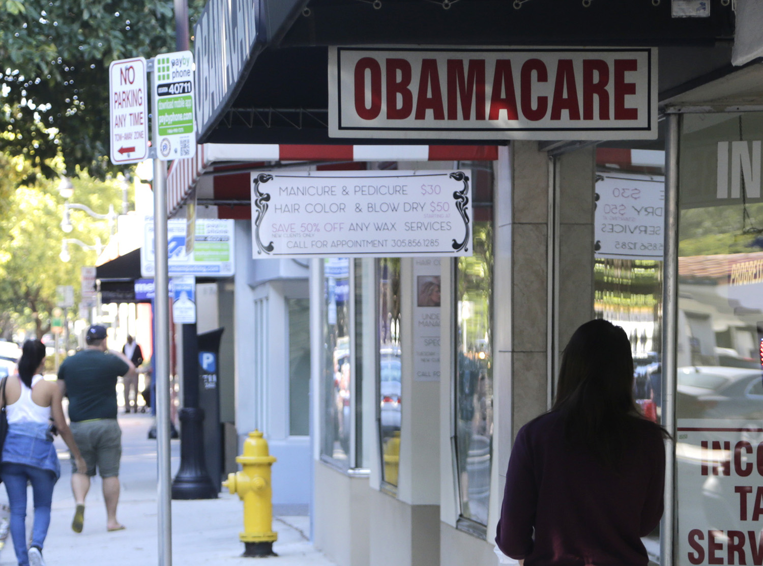 House Democrats probe fallout from Obamacare executive order