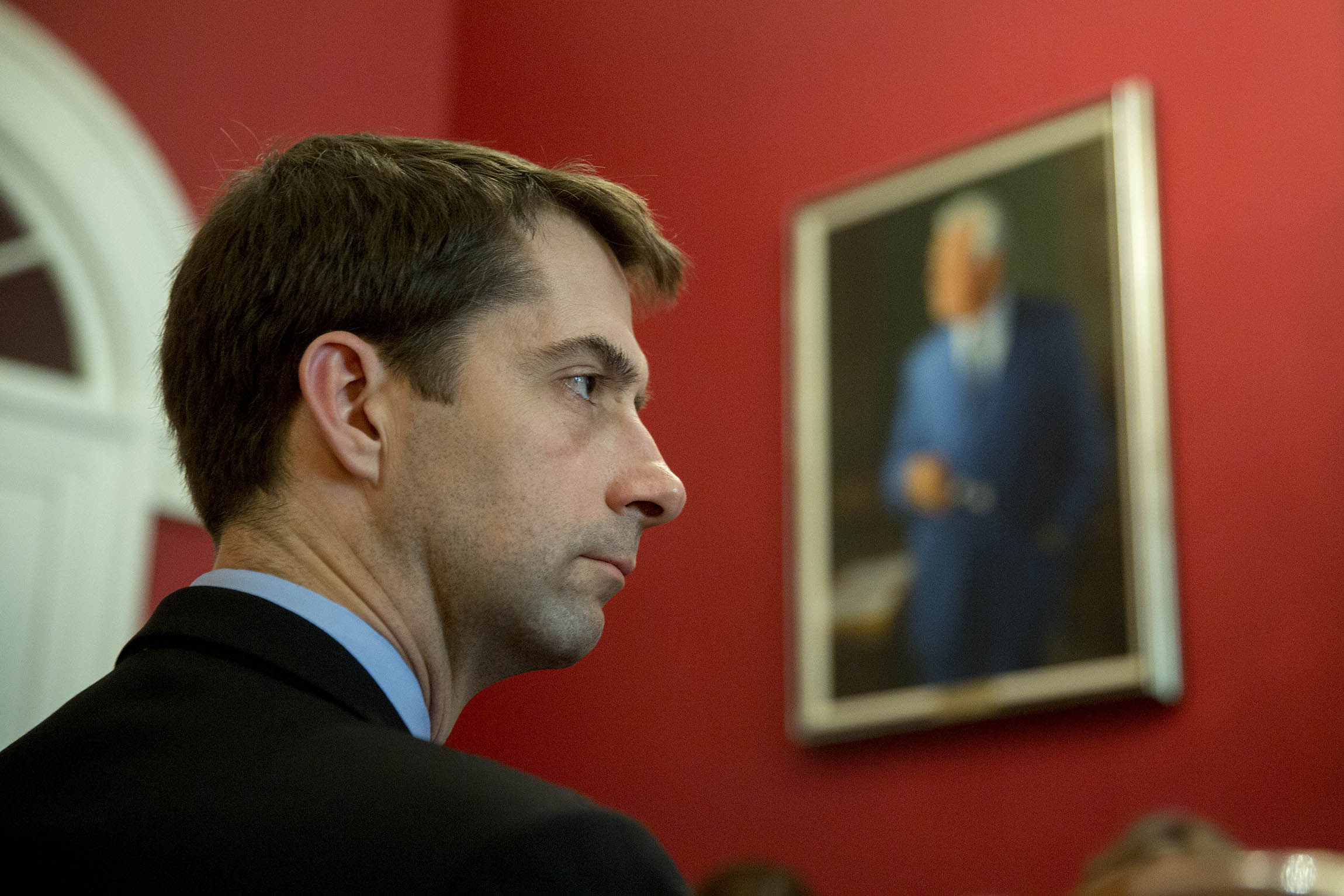 Cotton: Clinton is ‘disqualified and compromised’