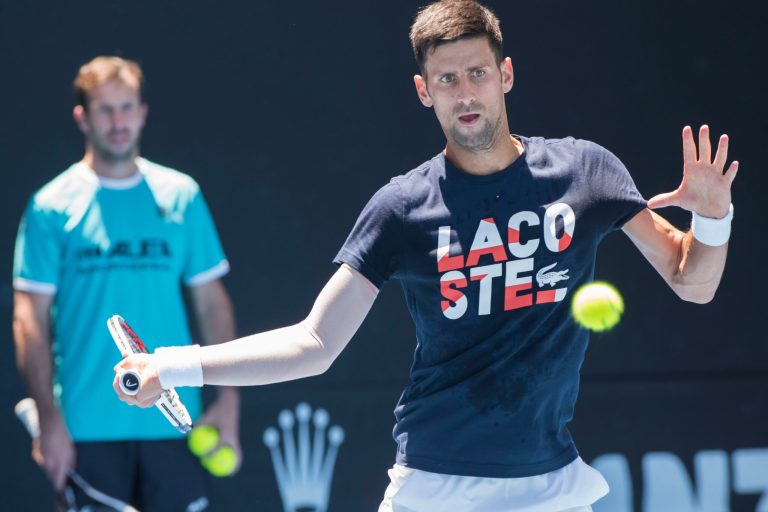 Novak Djokovic Has an Elbow