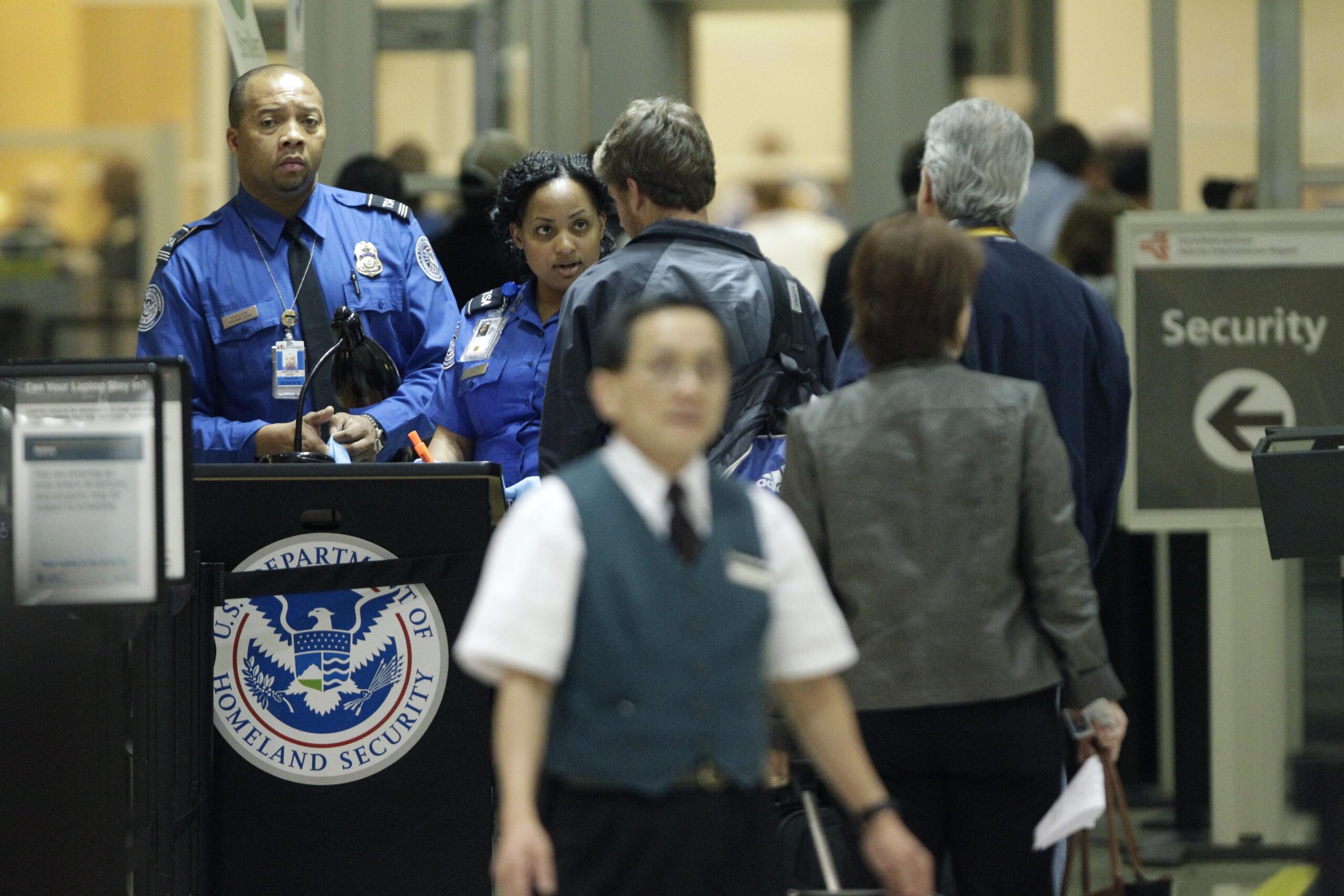 Federal probe questions TSA behavior profiling