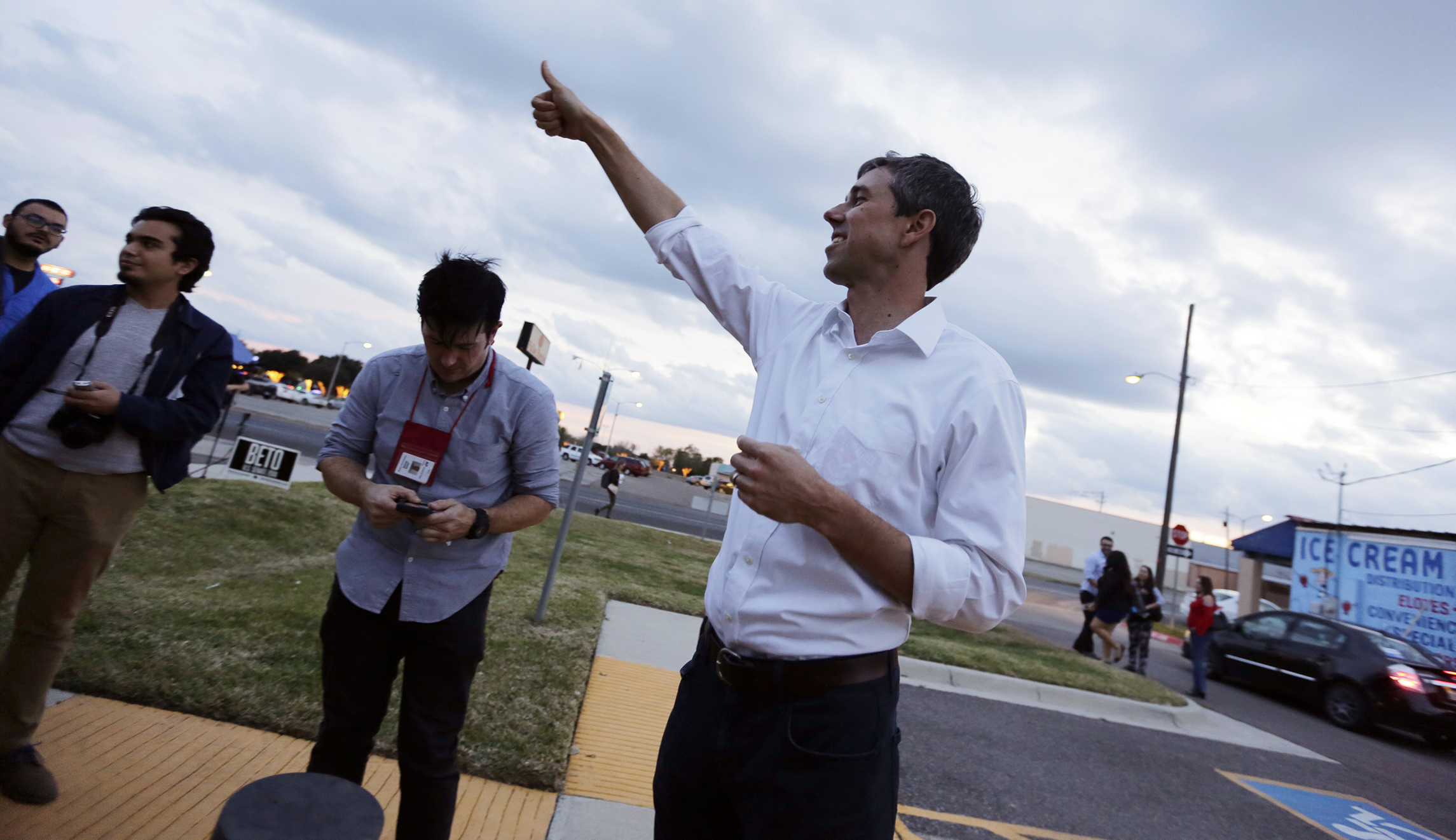 Texas Democrat outraises Ted Cruz by nearly $1.5 million to start 2018
