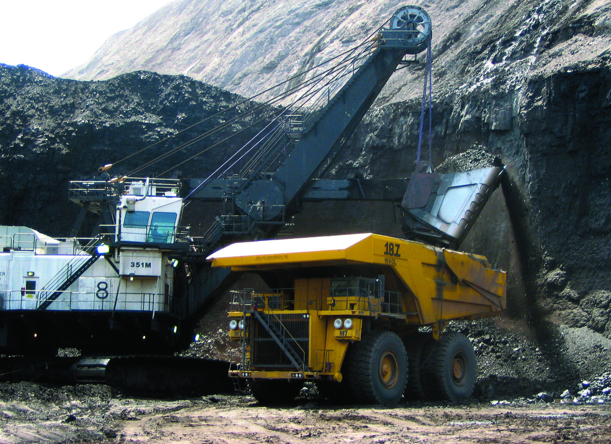 Senators ask if coal exports skirt royalties