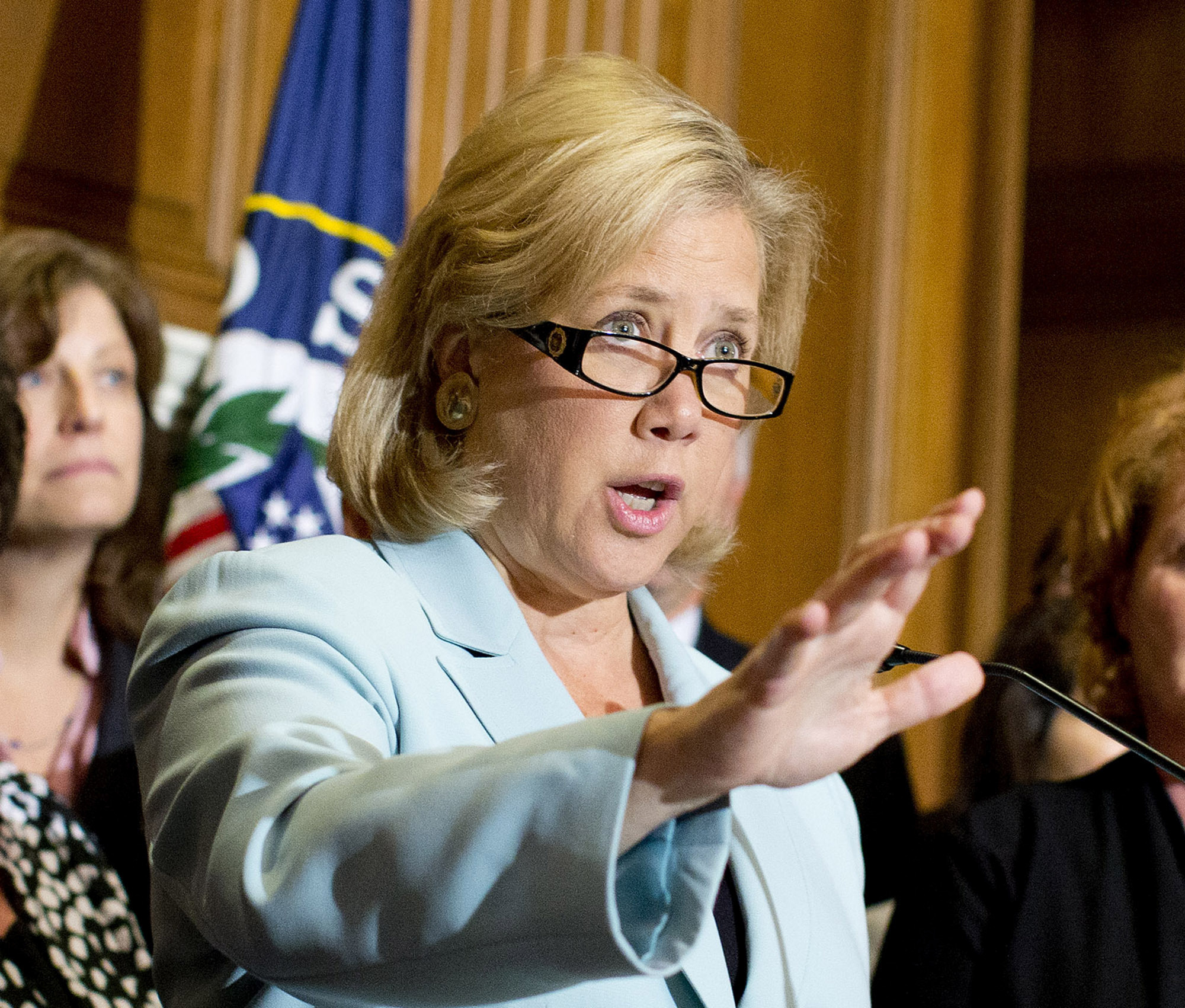 Louisiana’s Mary Landrieu looks for independent, GOP support