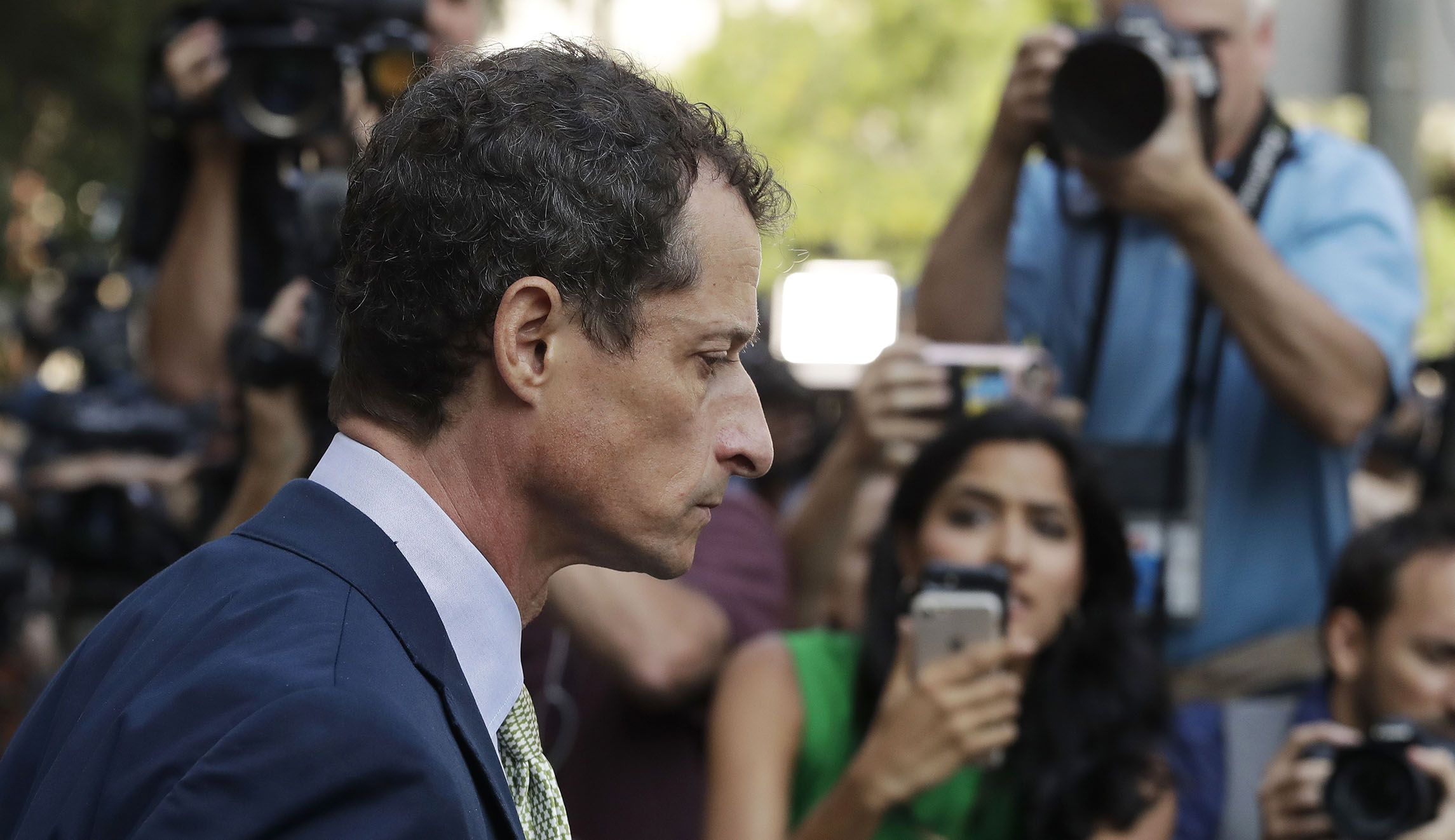 Anthony Weiner released early from prison