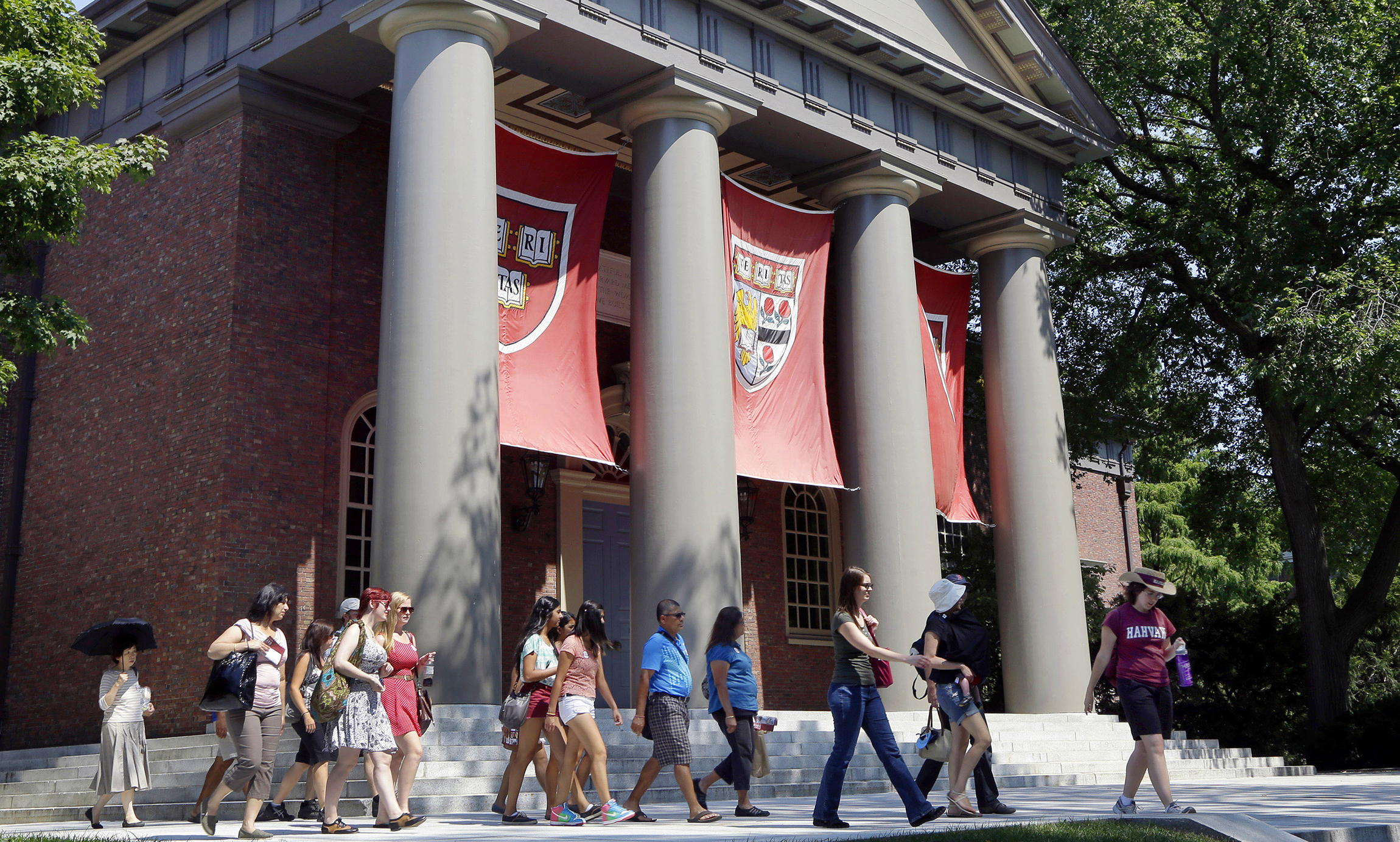 Harvard withdraws Chelsea Manning’s invite to be visiting fellow